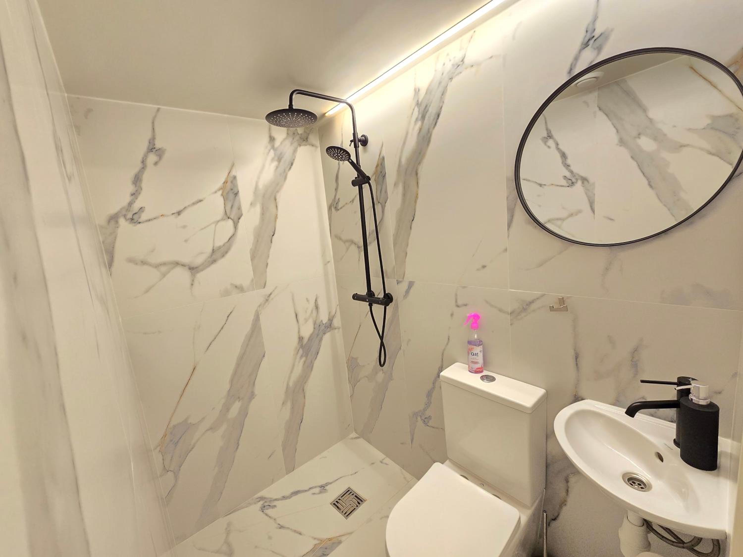 T7 studio apartment