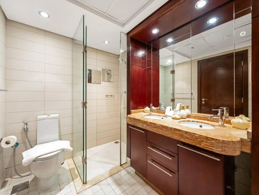 Royal Vista - Luxury 2BR Apartment at Burj Views Tower A - Downtown