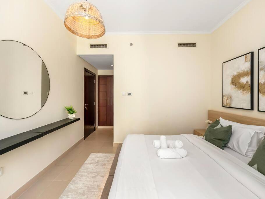 Royal Vista - Luxury 2BR Apartment at Burj Views Tower A - Downtown