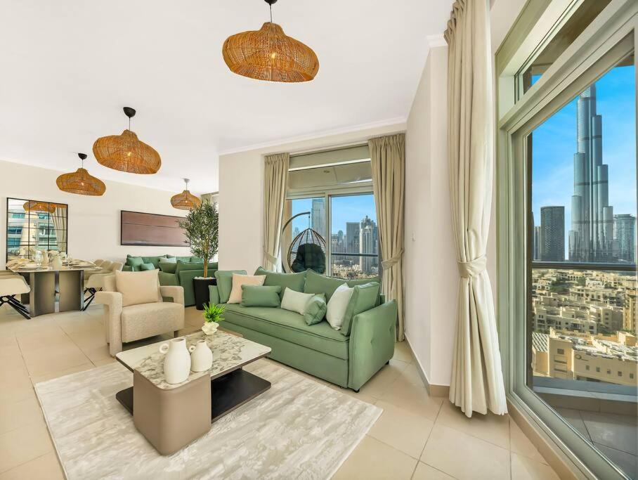 Royal Vista - Luxury 2BR Apartment at Burj Views Tower A - Downtown