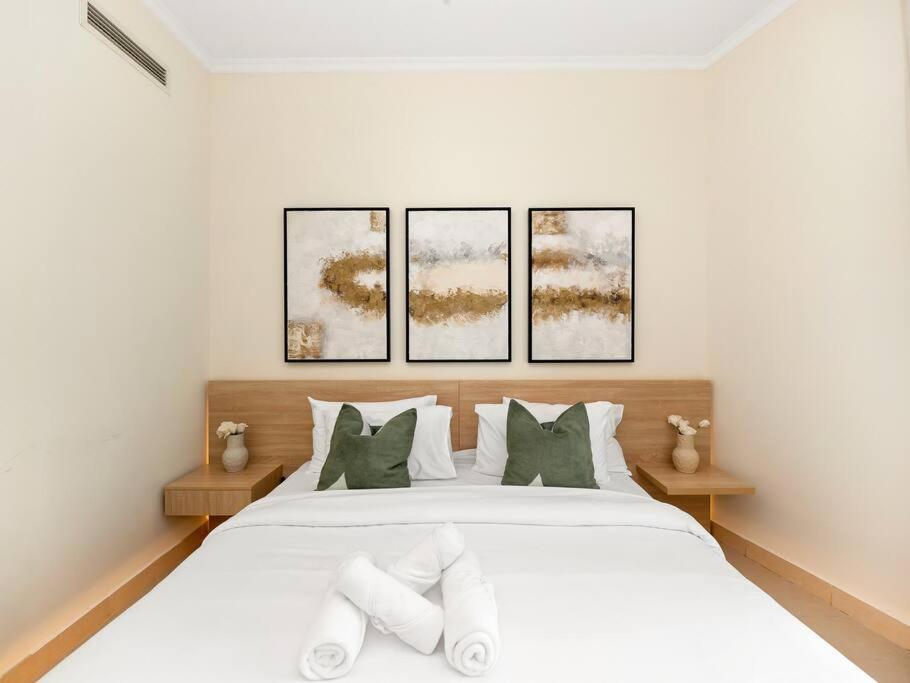 Royal Vista - Luxury 2BR Apartment at Burj Views Tower A - Downtown