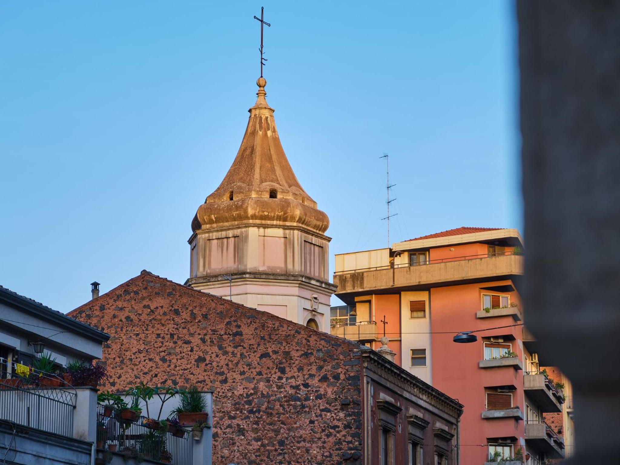 Homely Catania