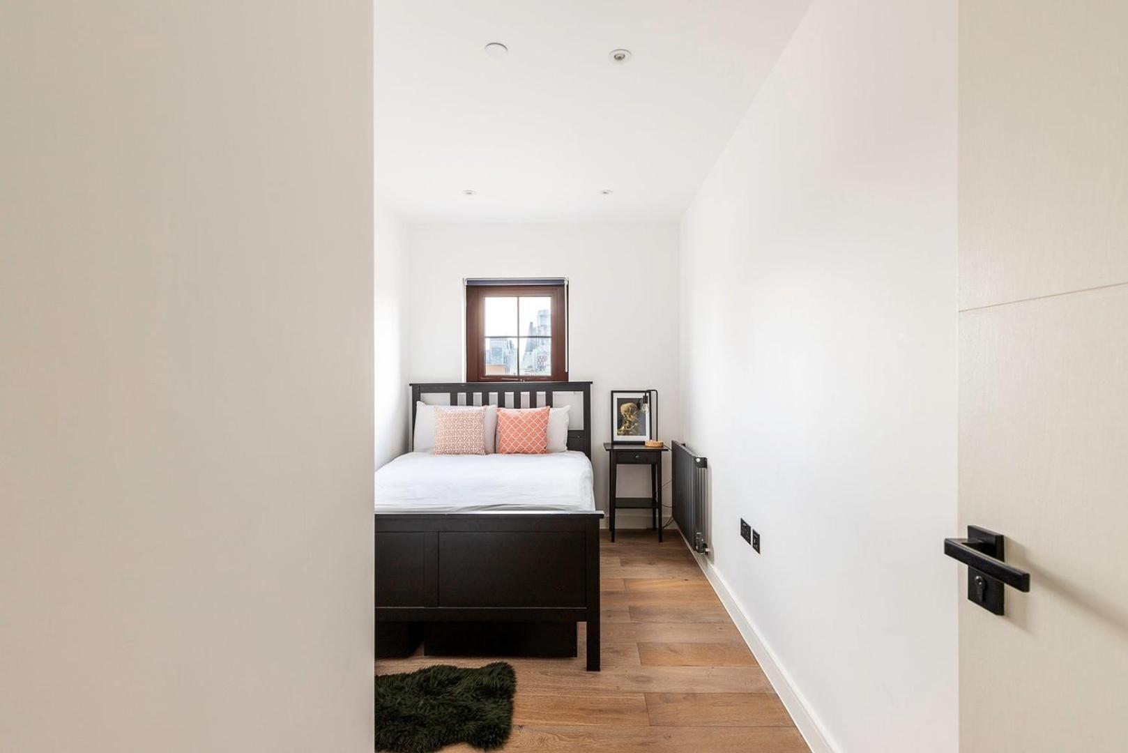 City View Spacious 2 bedroom Penthouse