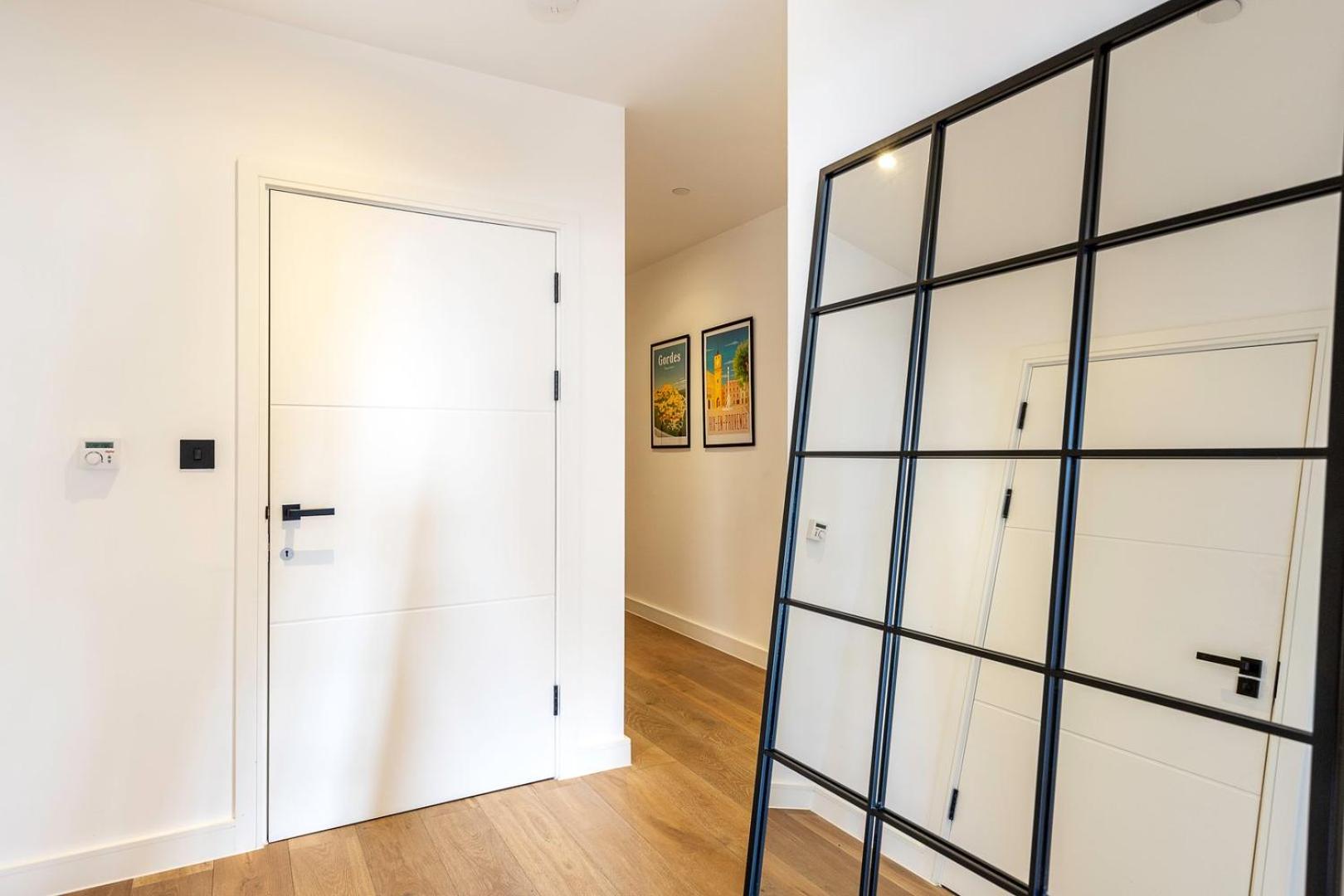 City View Spacious 2 bedroom Penthouse