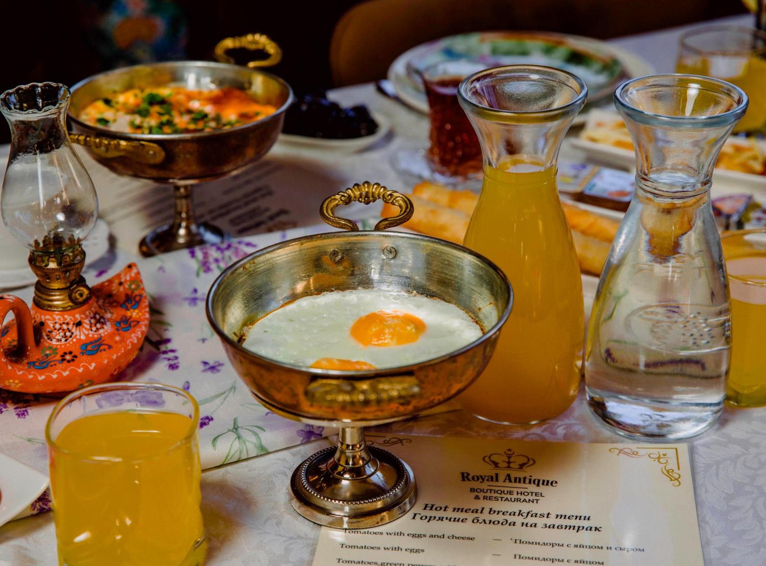 Royal Antique Boutique Hotel