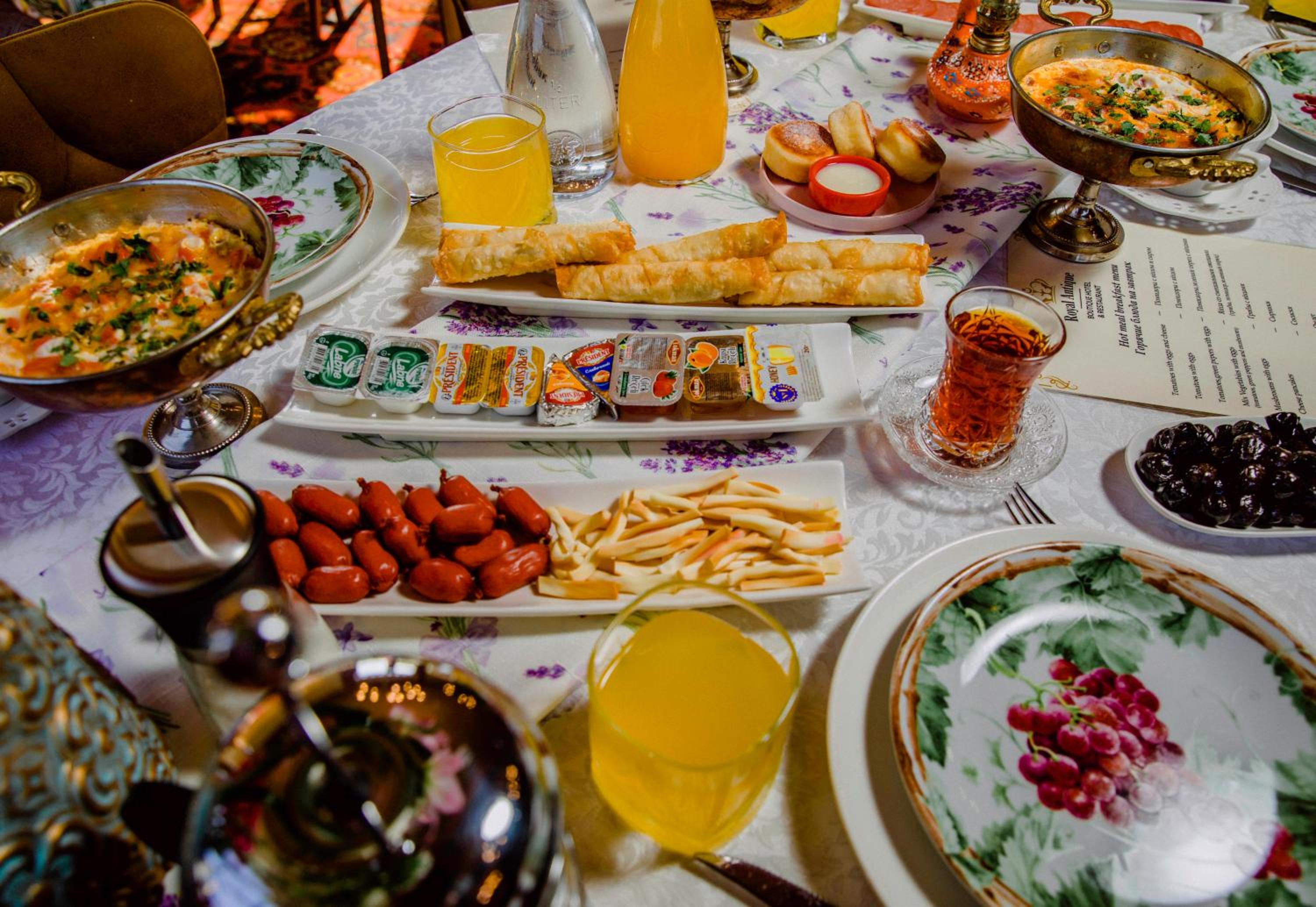 Royal Antique Boutique Hotel