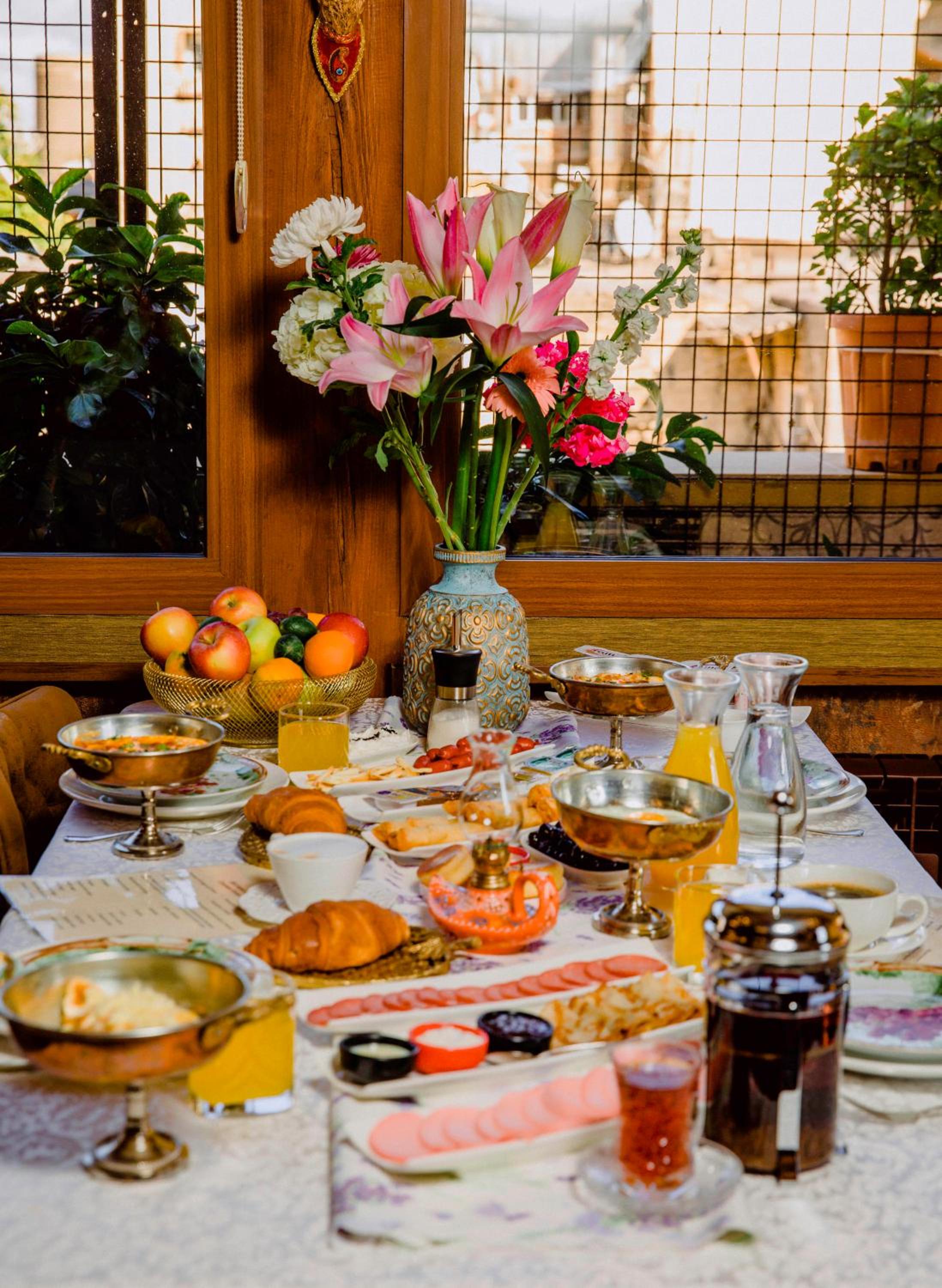 Royal Antique Boutique Hotel