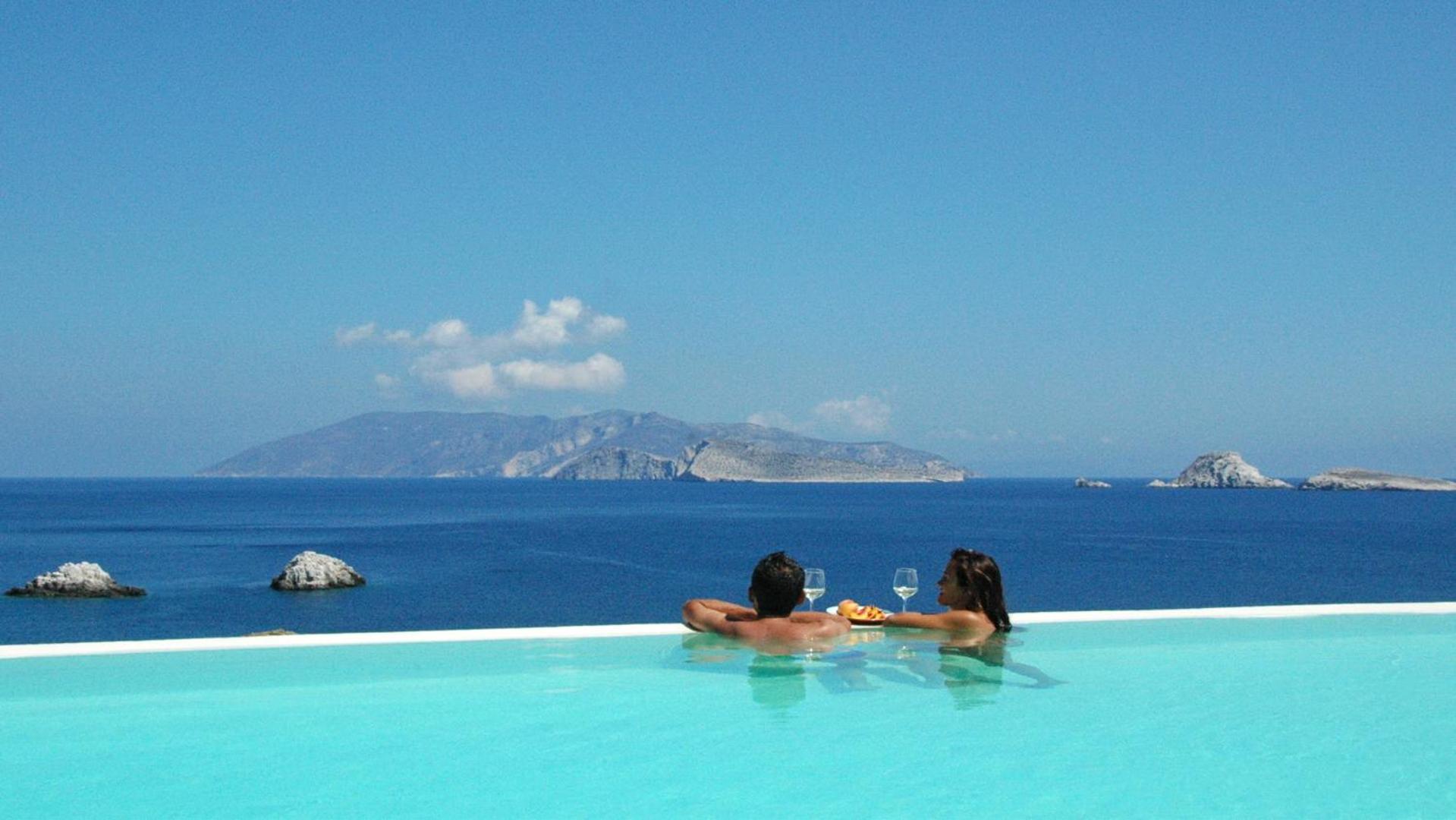 Folegandros Villas