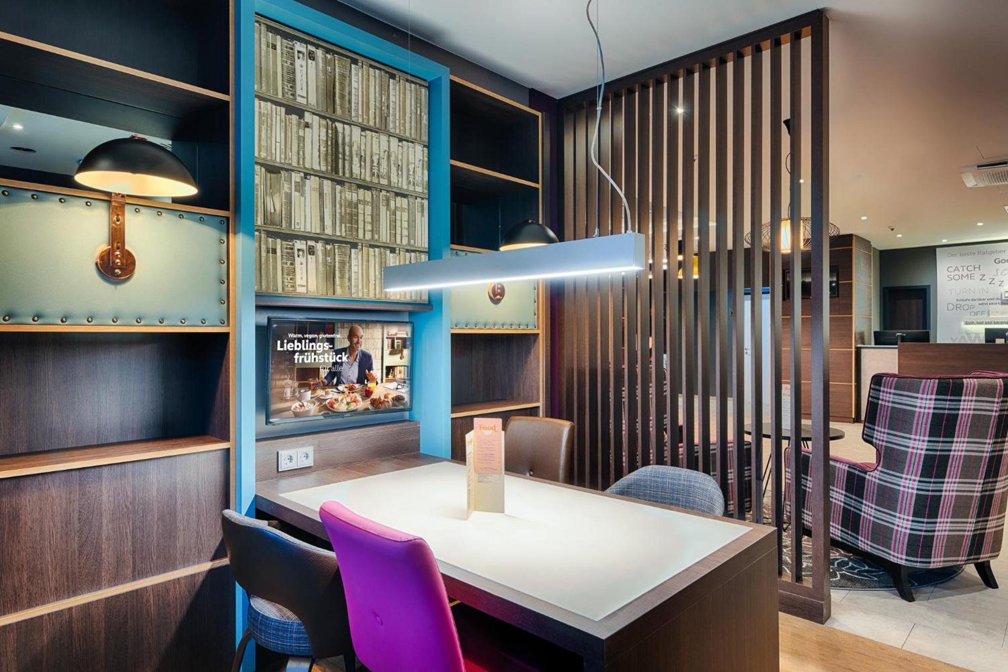 Premier Inn Berlin City Süd photo 4