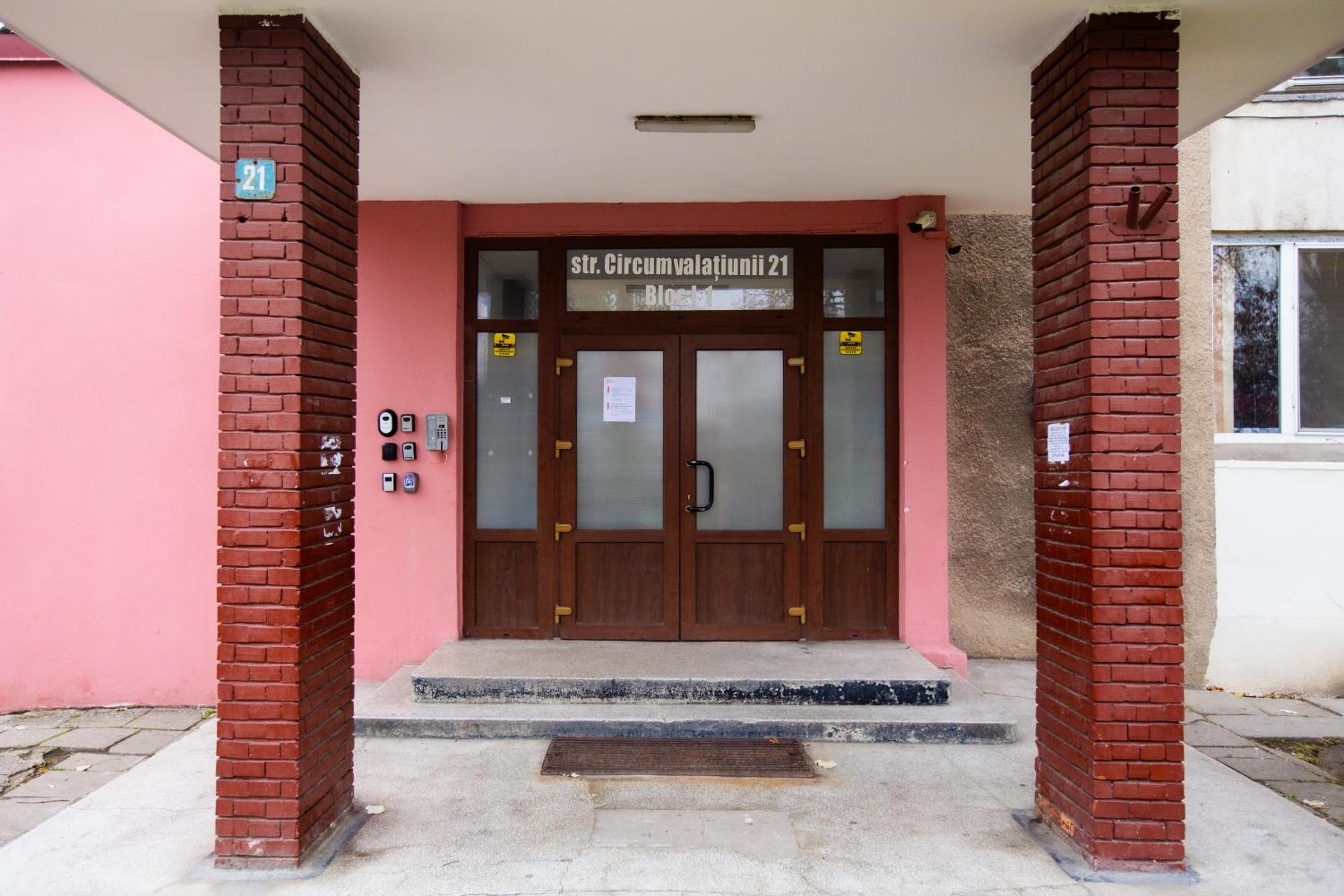 Hotel I1 Ultracentral Studio DeLuxe Modern Apartment - Image 1