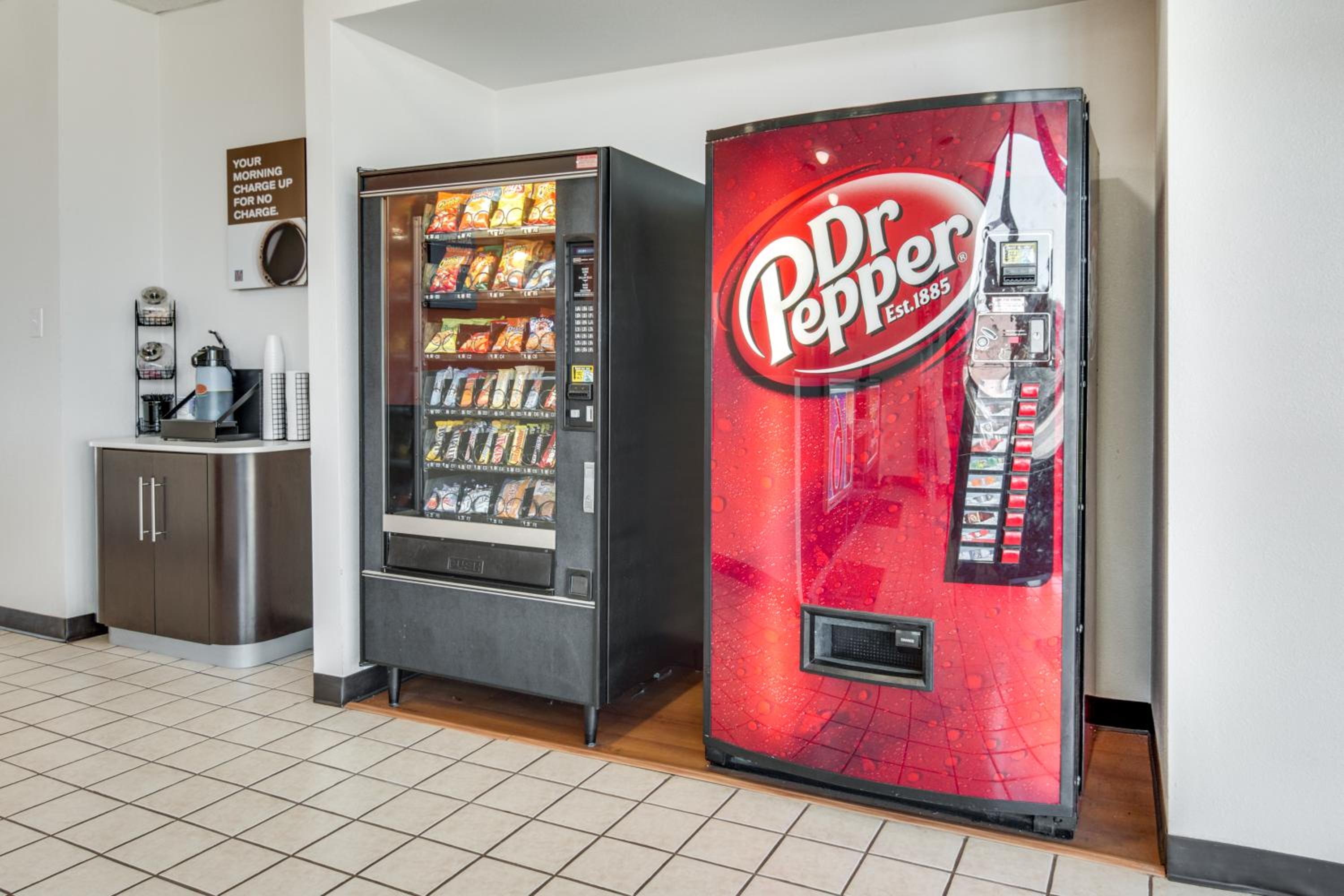 Longview Vacations - Motel 6-Longview, TX - North - Property Image 36