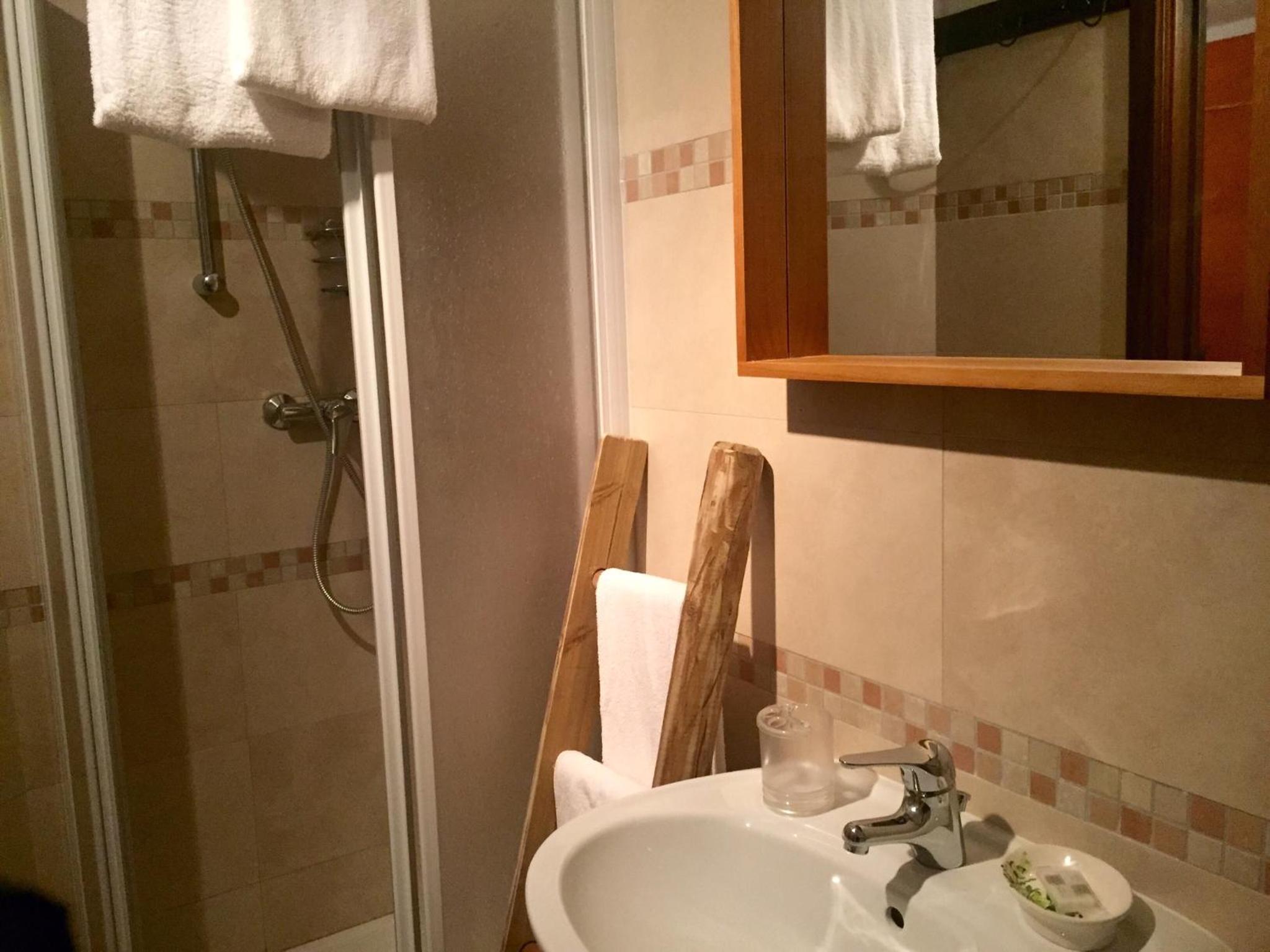 Photo 46