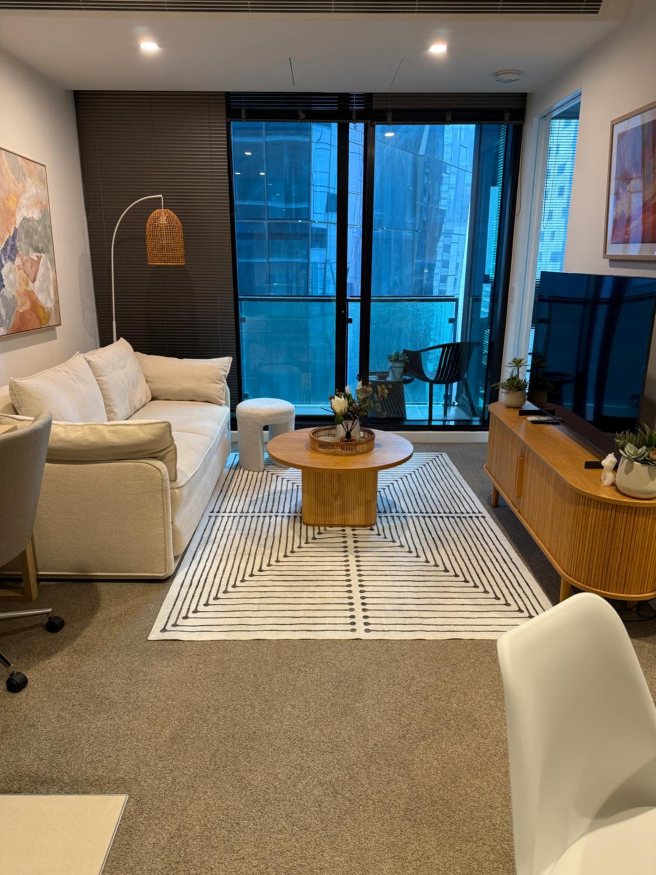 CBD Apartment, Sleeps 4 with Free Car Park