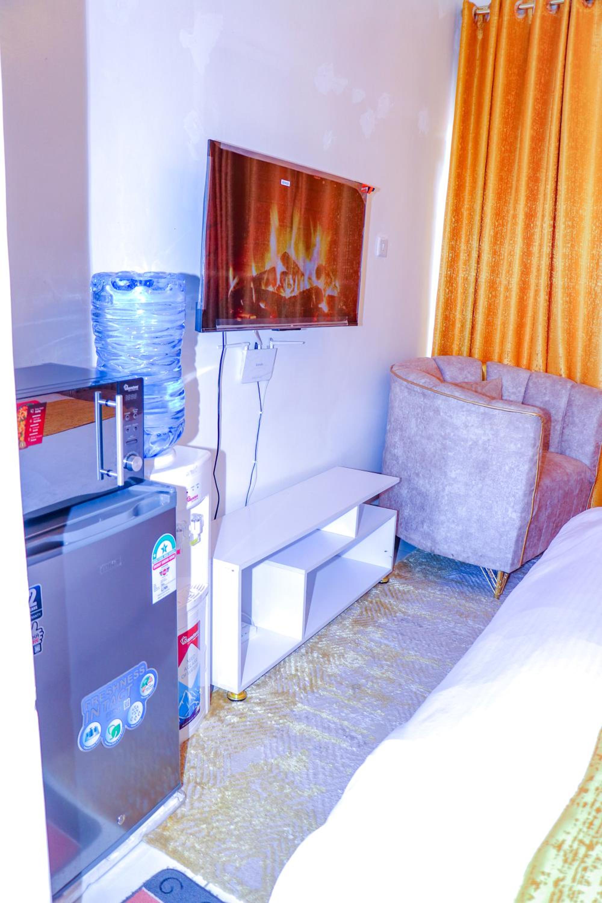 Signature Mall Rio Vista Furnished Studios Nairobi view 4