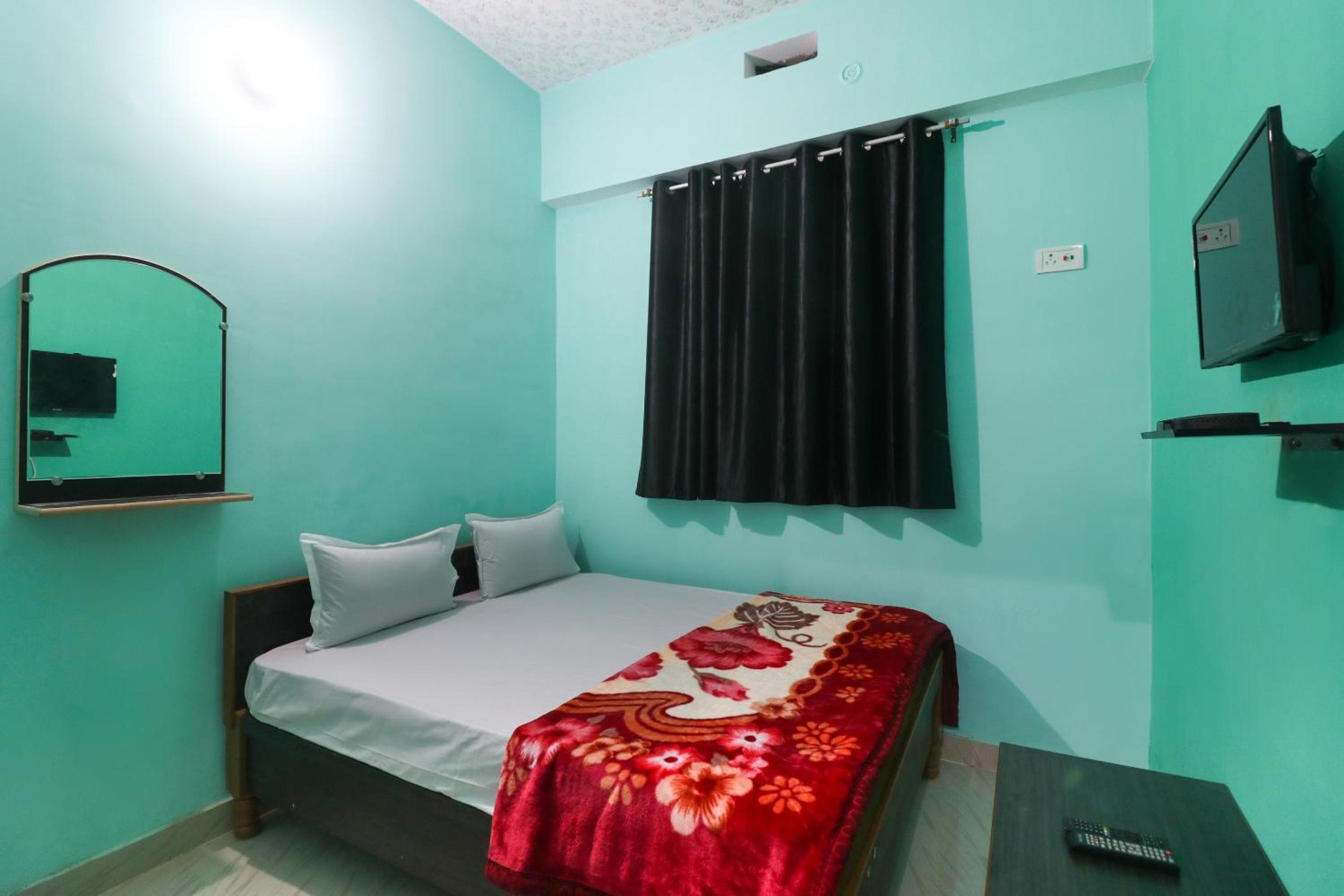 SPOT ON Hotel Raj view 3