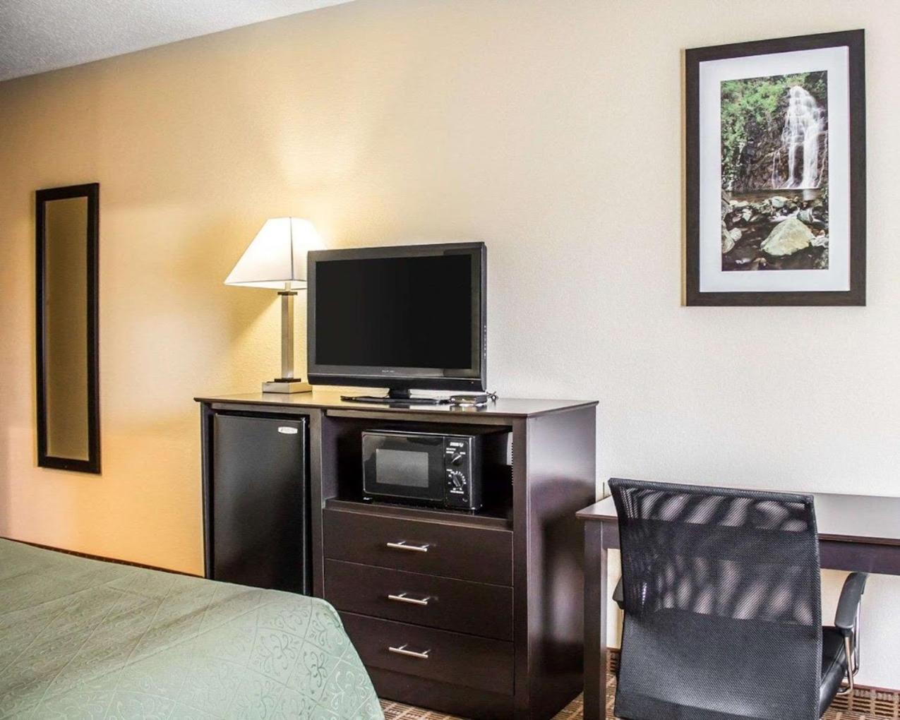 GrandStay Hotel & Suites Minocqua view 5