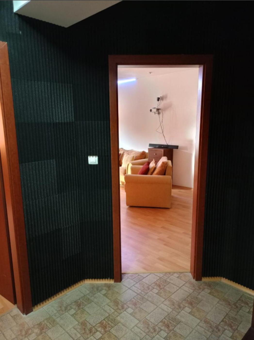 Mountain Paradise 1 - 1 Bedroom South facing balcony - 300mbps Wi-fi