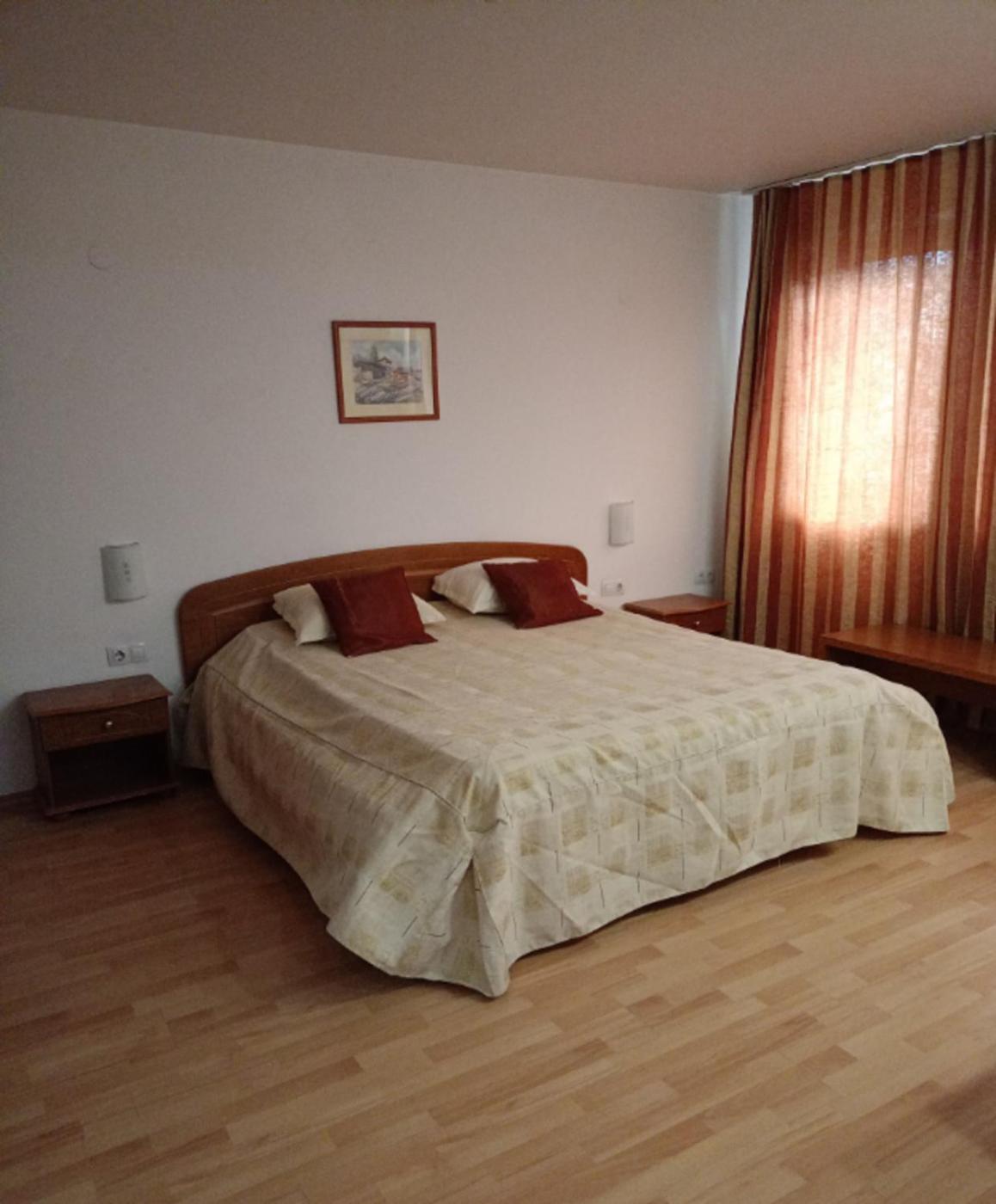 Mountain Paradise 1 - 1 Bedroom South facing balcony - 300mbps Wi-fi