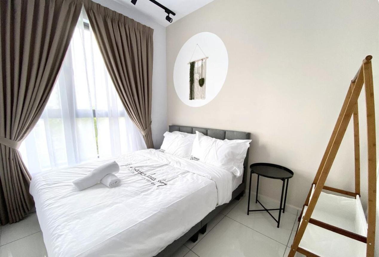 Gaia Residence, Gamuda Gardens Rawang by Sleepy Bear