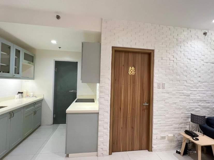 US Embassy Roxas Blvd, Ermita, Manila 1 Bedroom ComfySuite view 5