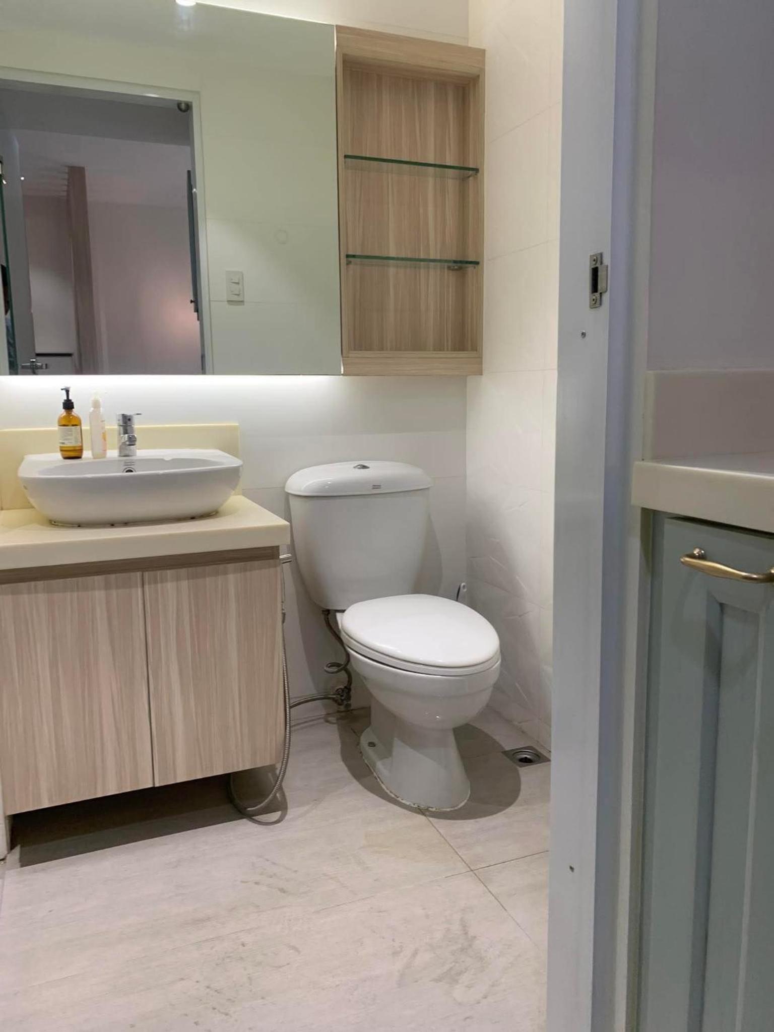 US Embassy Roxas Blvd, Ermita, Manila 1 Bedroom ComfySuite view 3