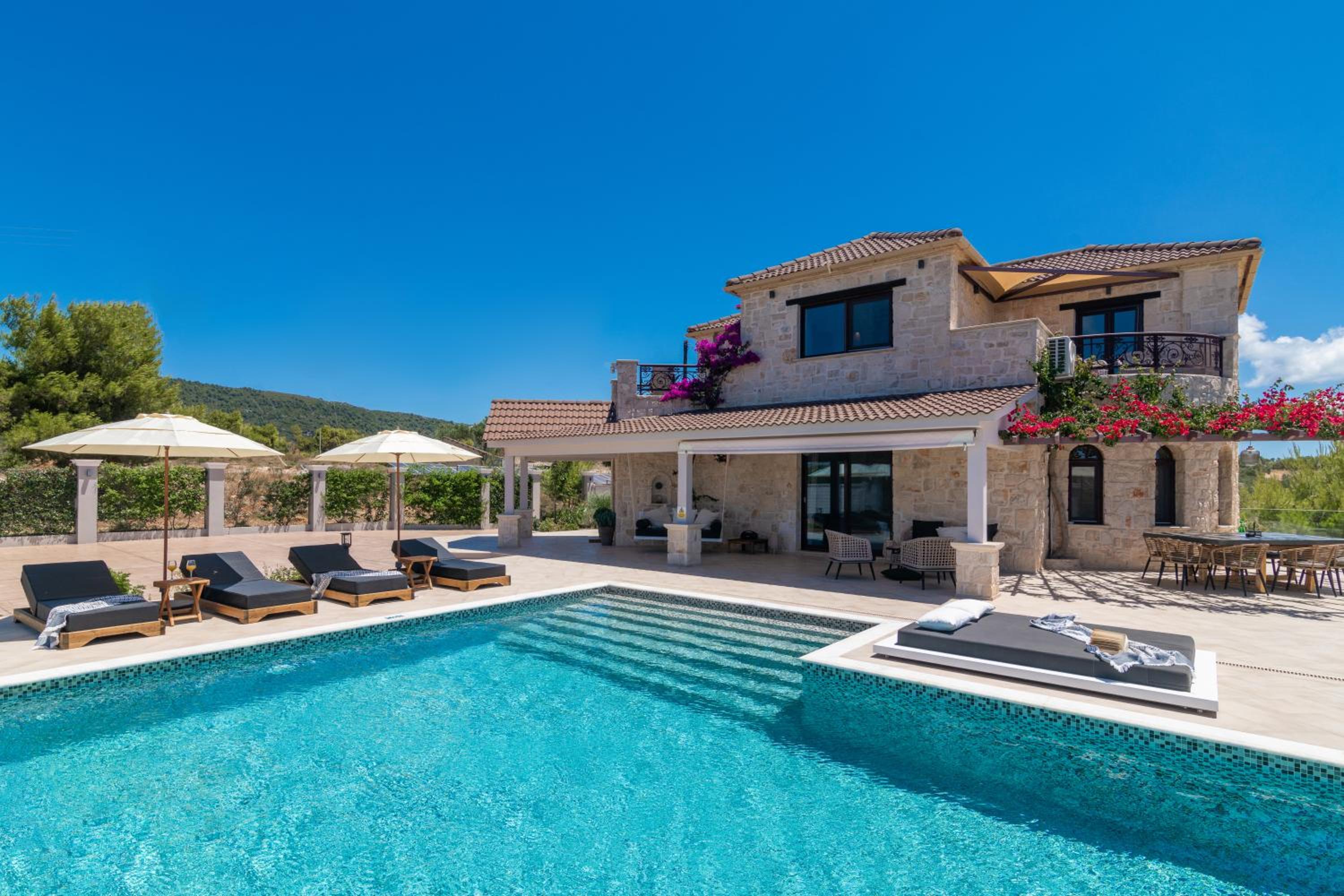 Villa Koukouvayia view 3