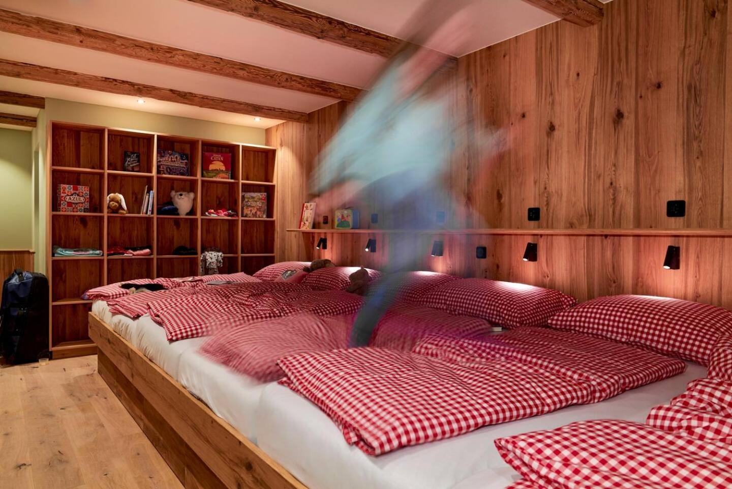 4 Chalet Apartment-perfect-mix