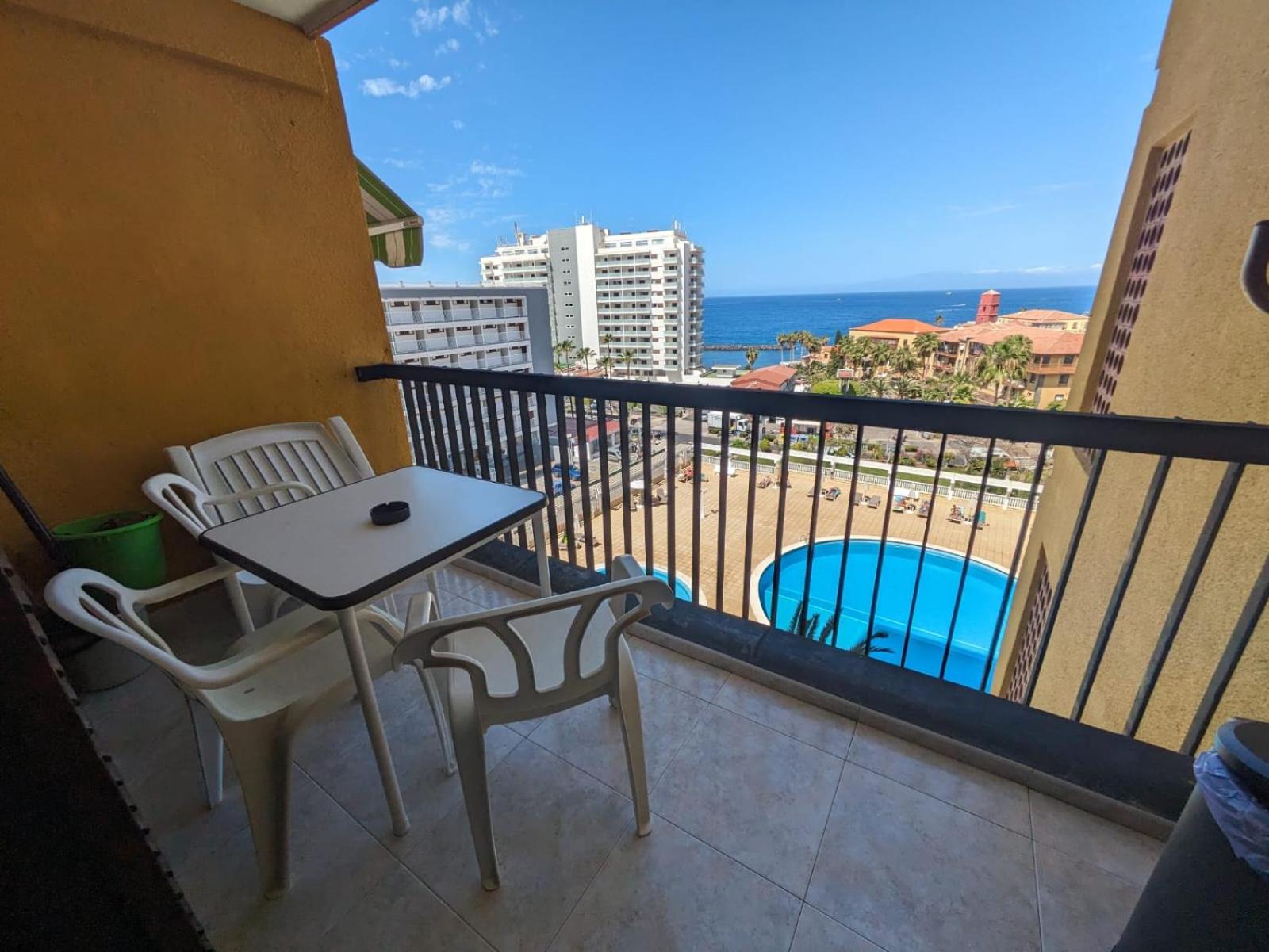 Copacabana apartment Las Americas