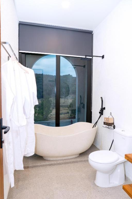 Losbaba Komodo Villa view 3