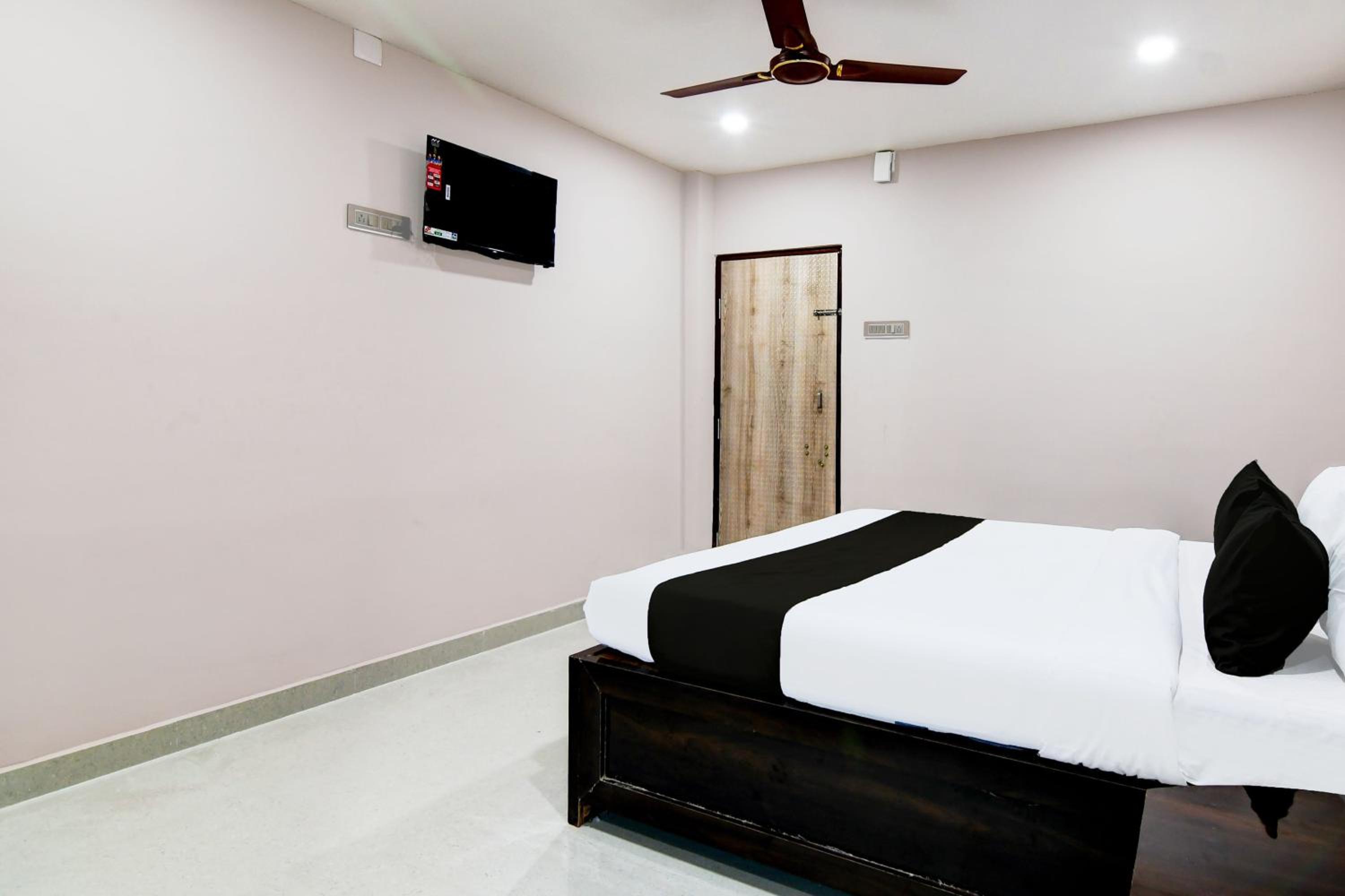 Photo 9