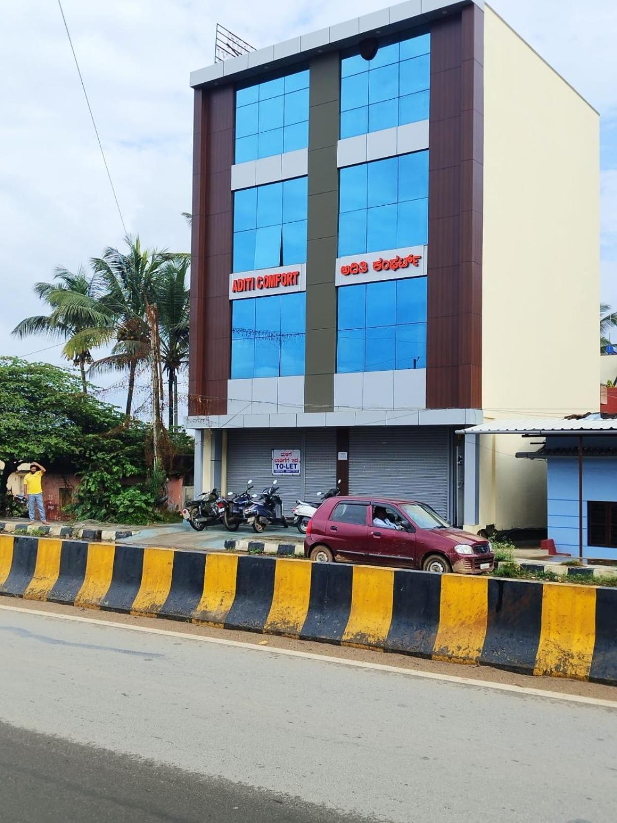 Hotel Aditi Comforts