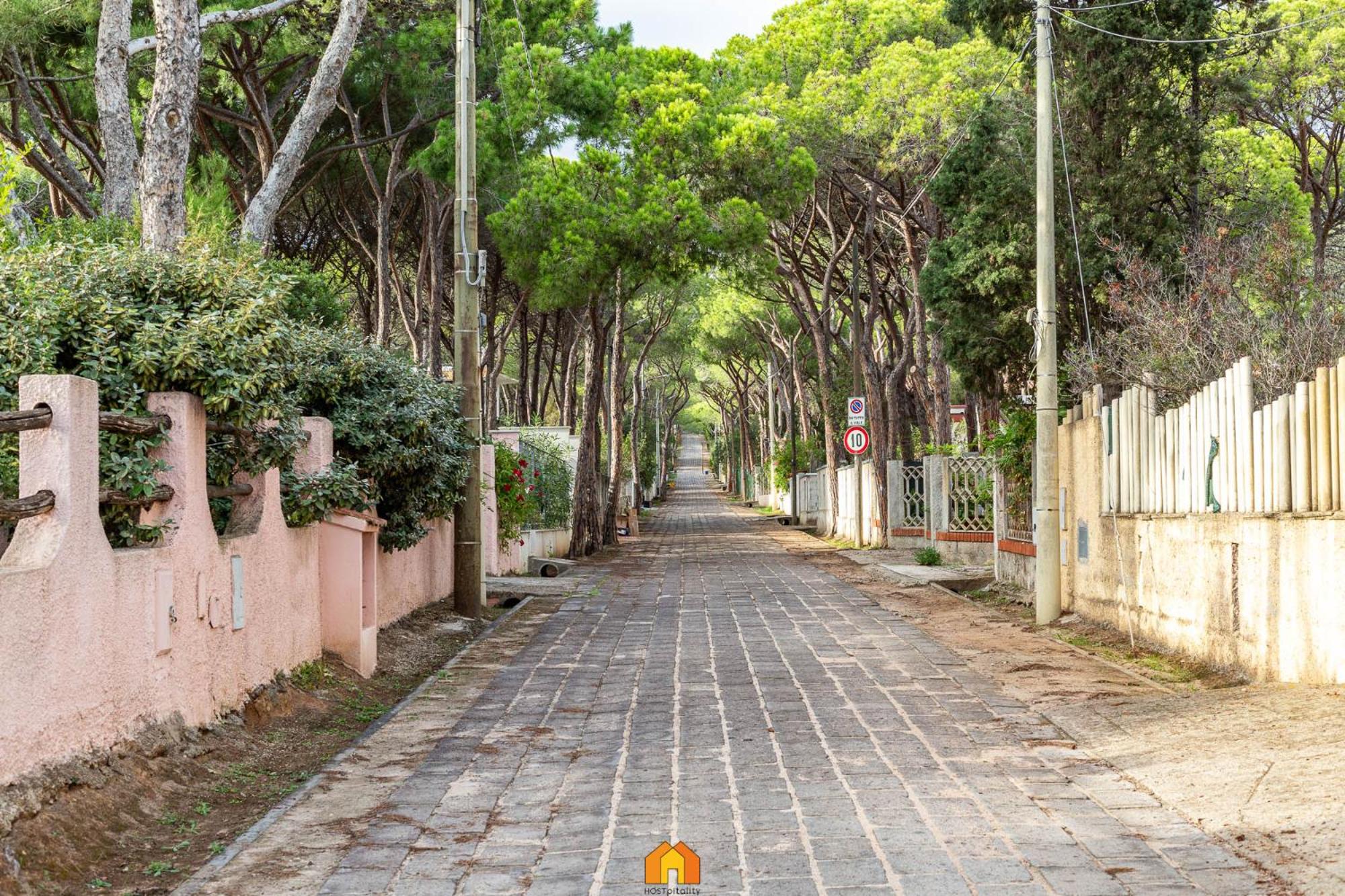 Villa Le Sirene on the beach view 4