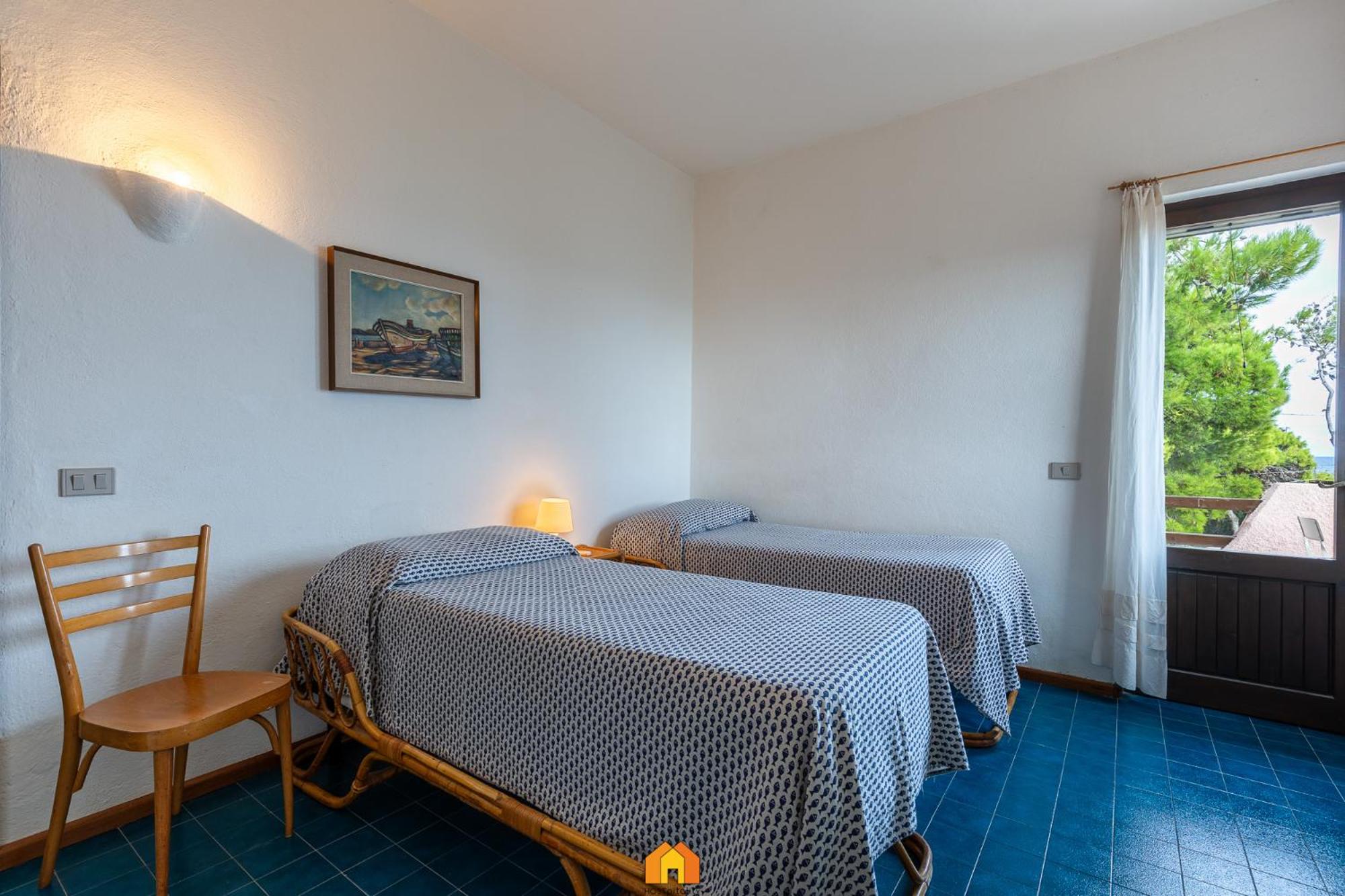 Villa Le Sirene on the beach view 5