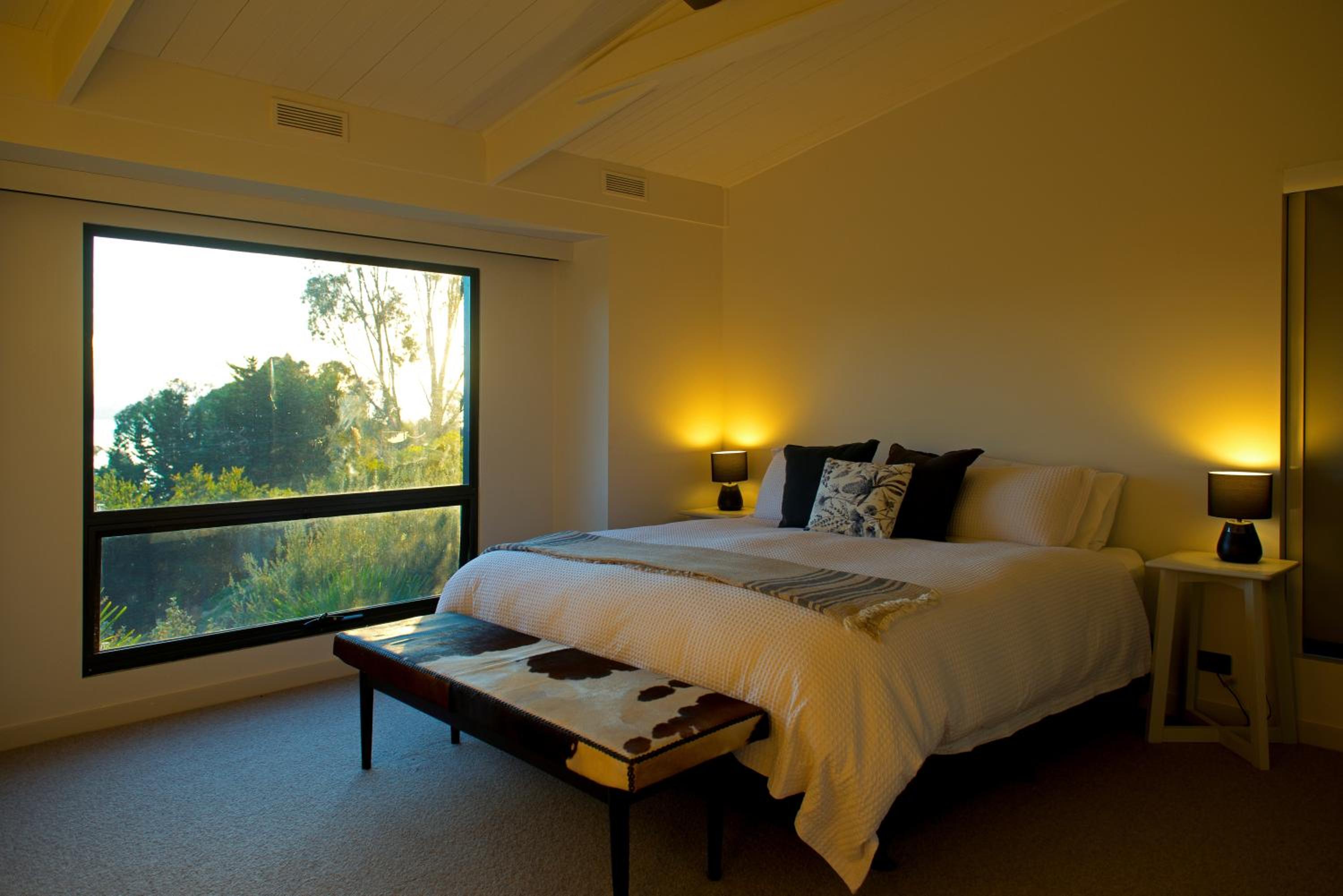 Pinewood High Country Retreat - Lake Eildon Luxe
