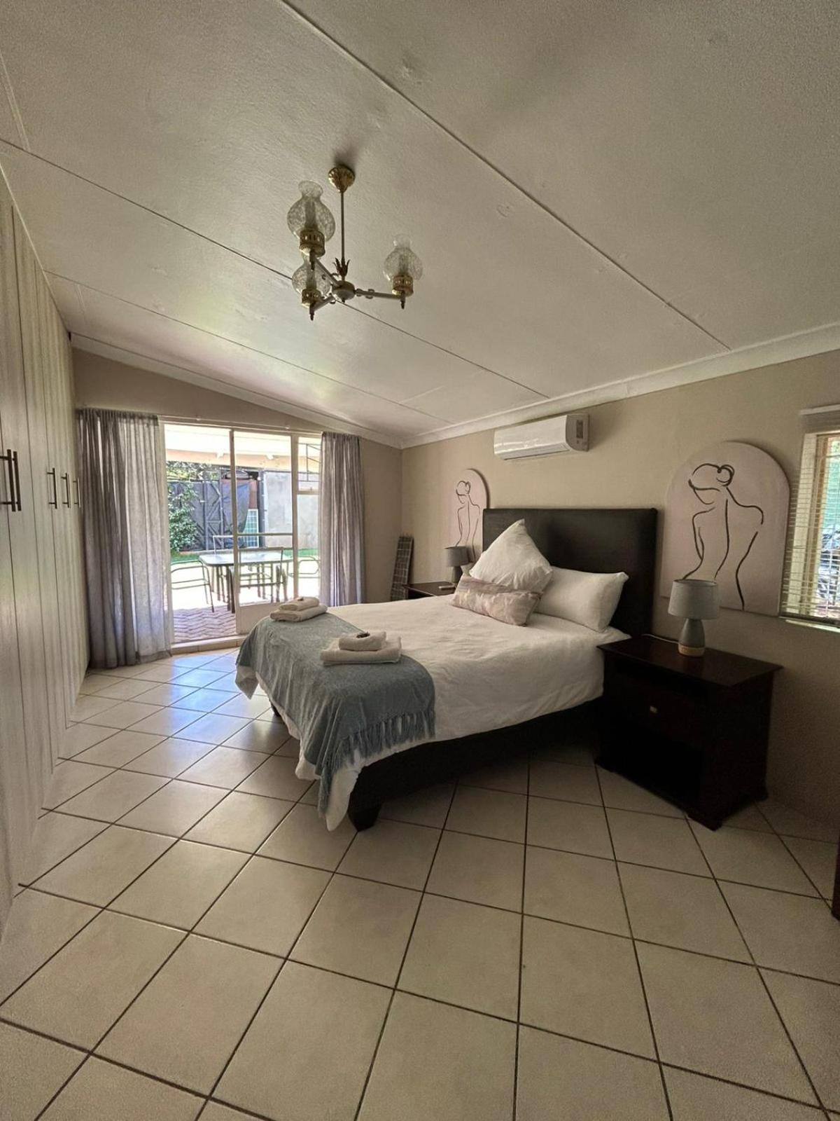 9 wena Ave Guesthouse view 5