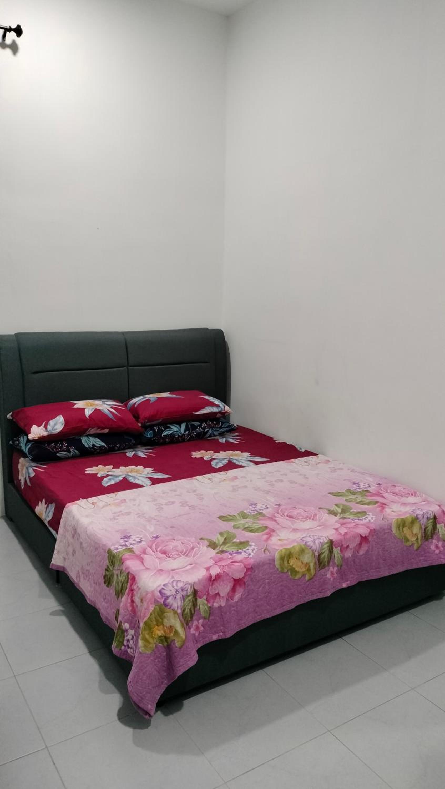 IzzaraRaiz HomeStay Taman Teja