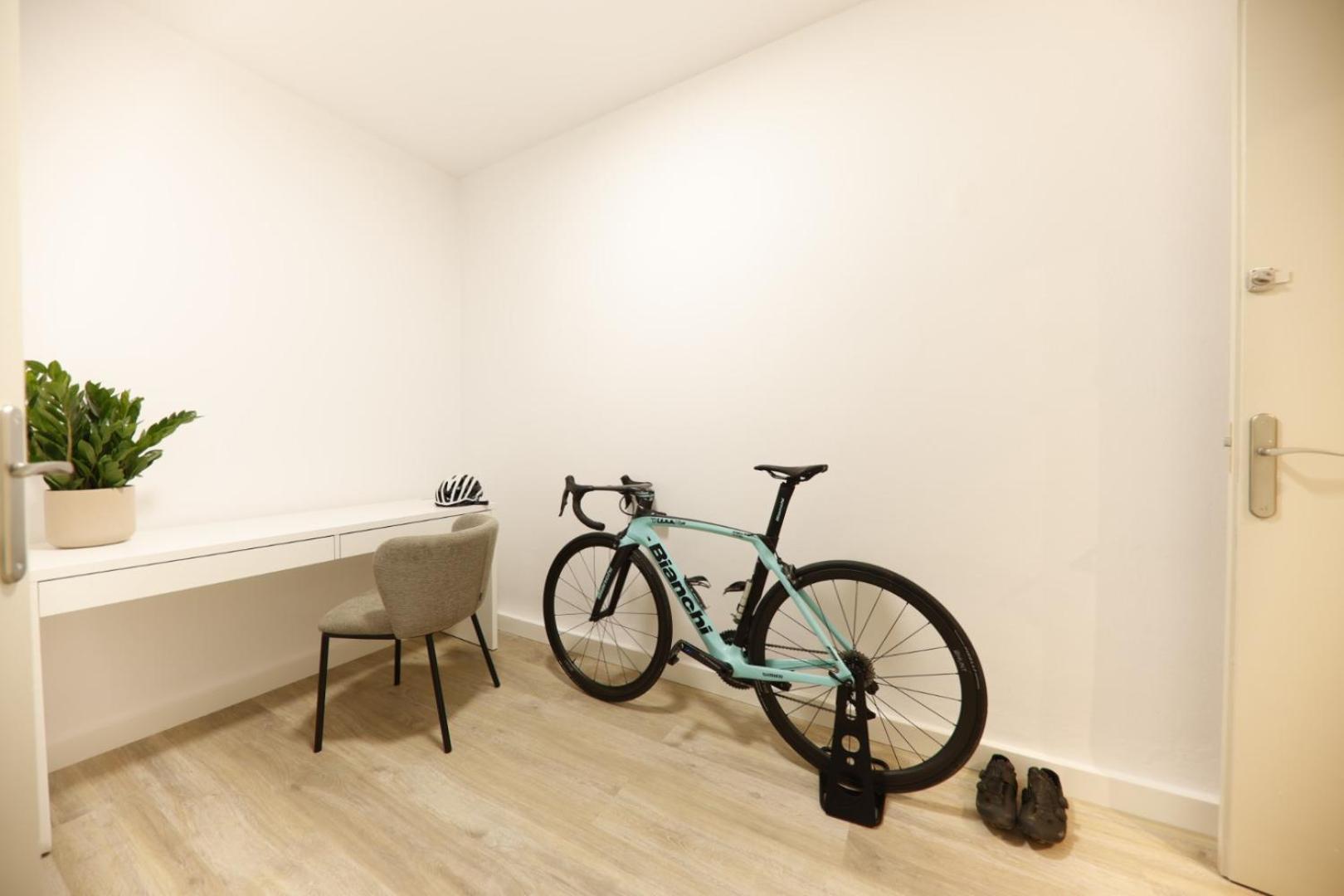 Bravissimo Maragall, very spacious and central photo 2