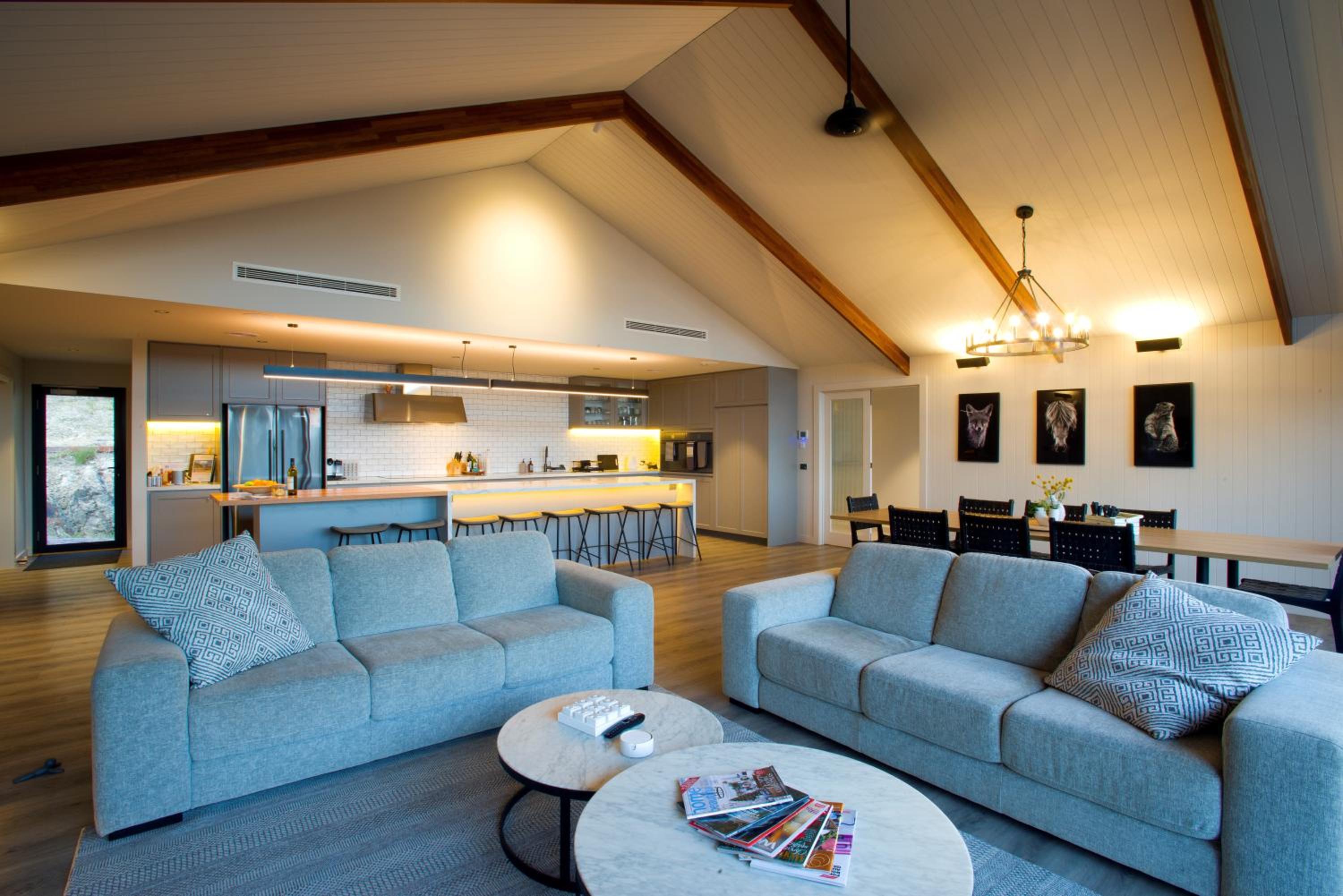 Pinewood High Country Retreat - Lake Eildon Luxe