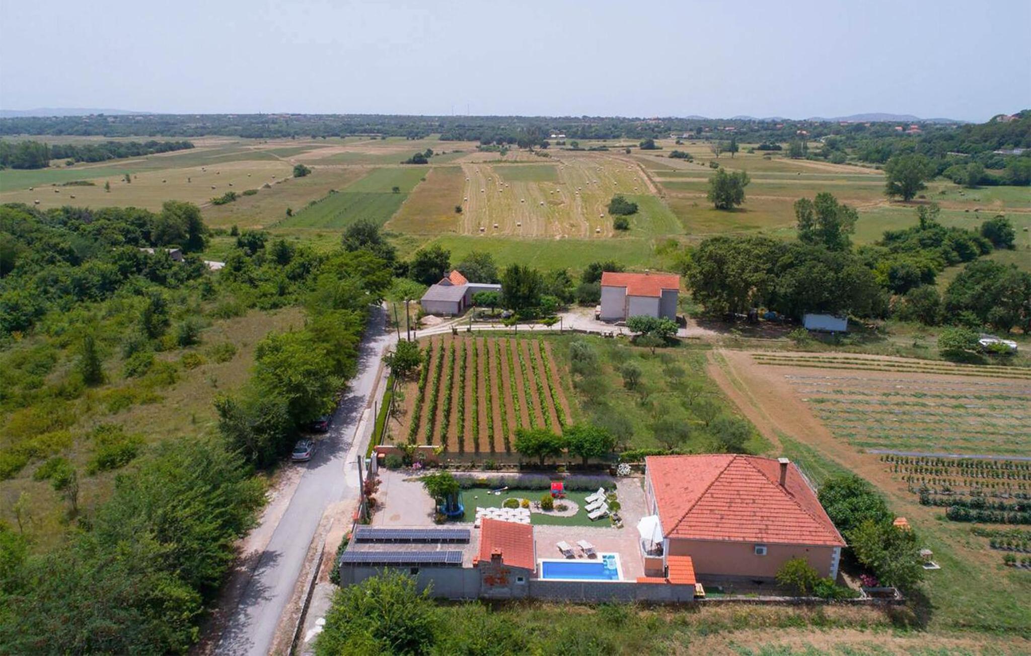 Stunning Home In Benkovac view 3