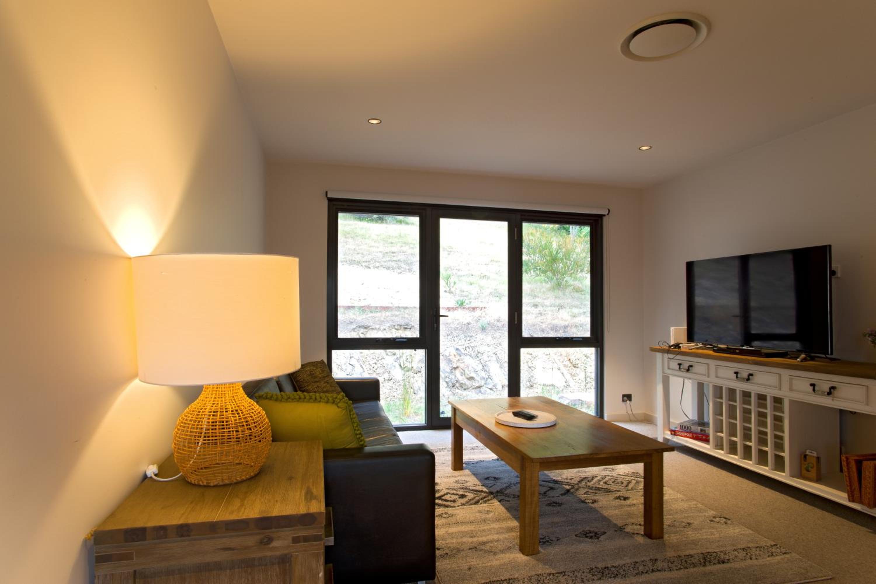 Pinewood High Country Retreat - Lake Eildon Luxe