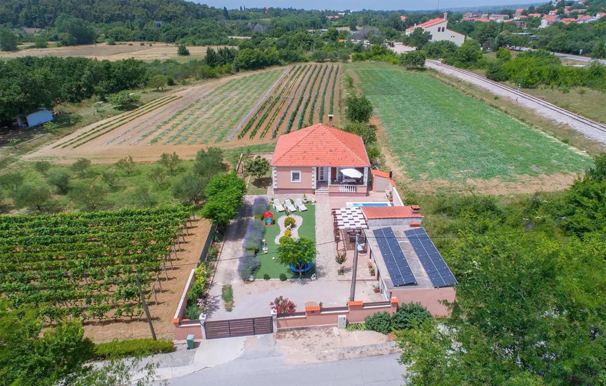 Stunning Home In Benkovac view 5