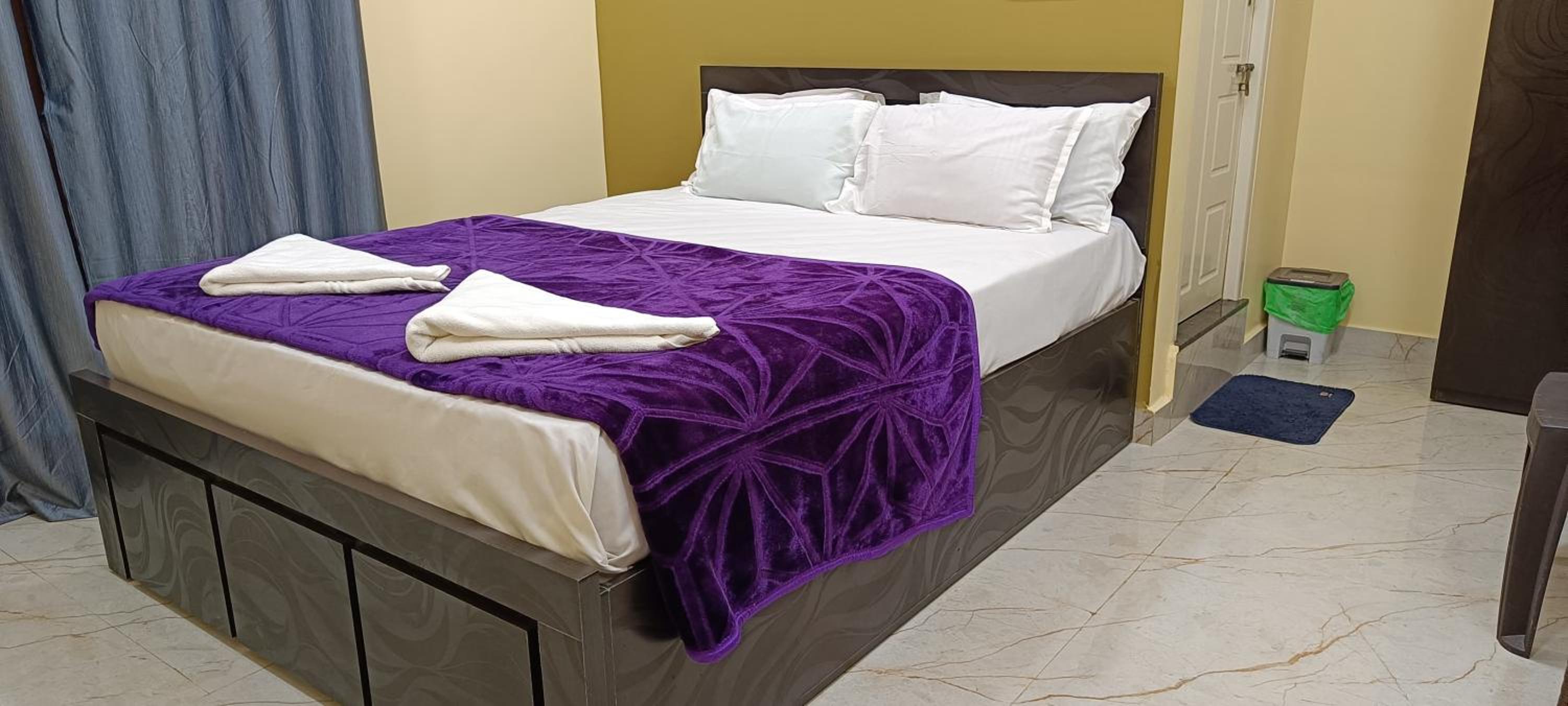 Hotel Aditi Comforts