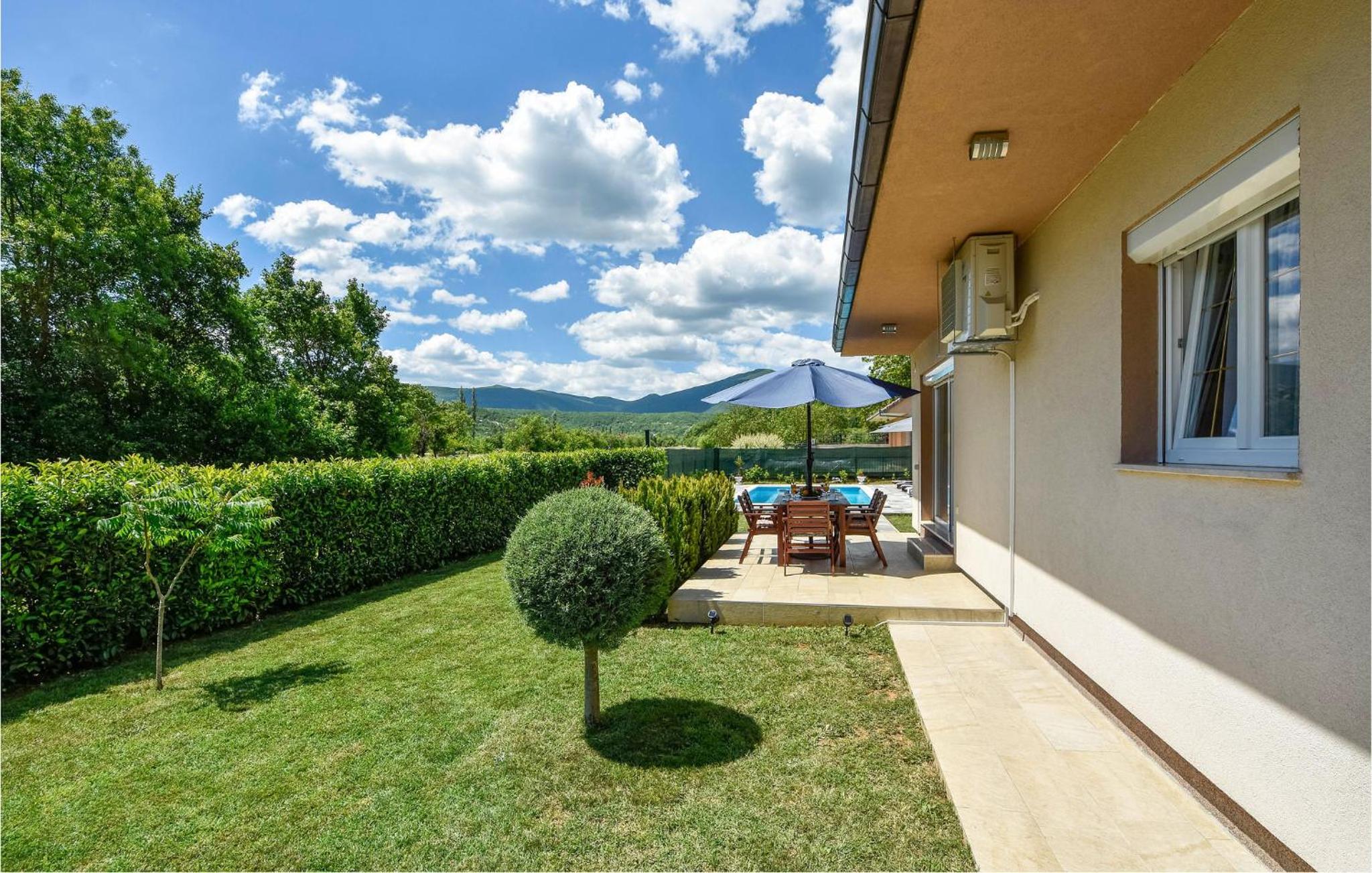 Gorgeous Home In Lucane view 5