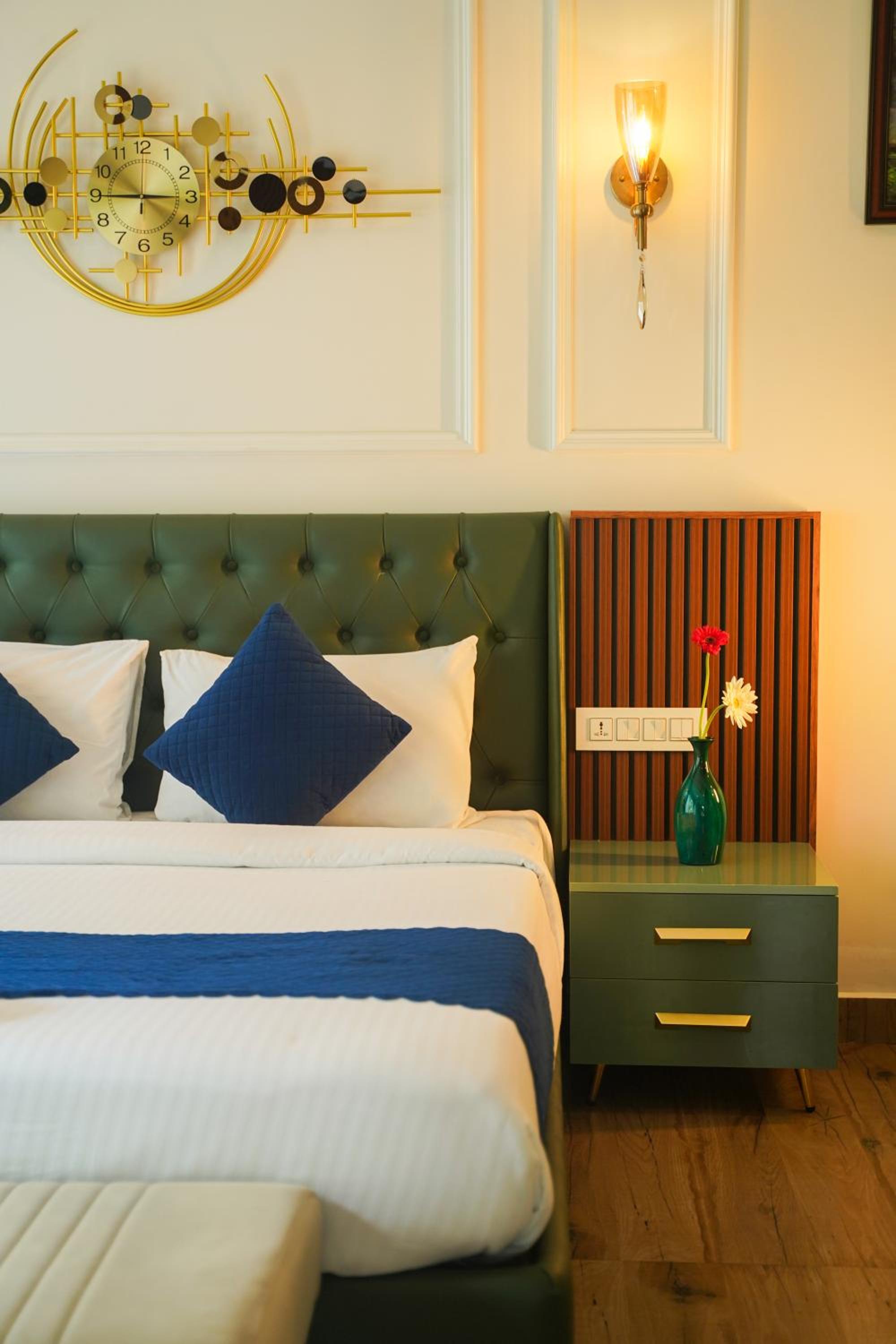 Hunters Hideout Resort