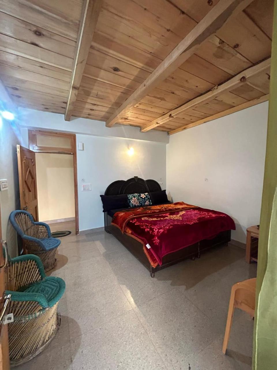 Photo 19