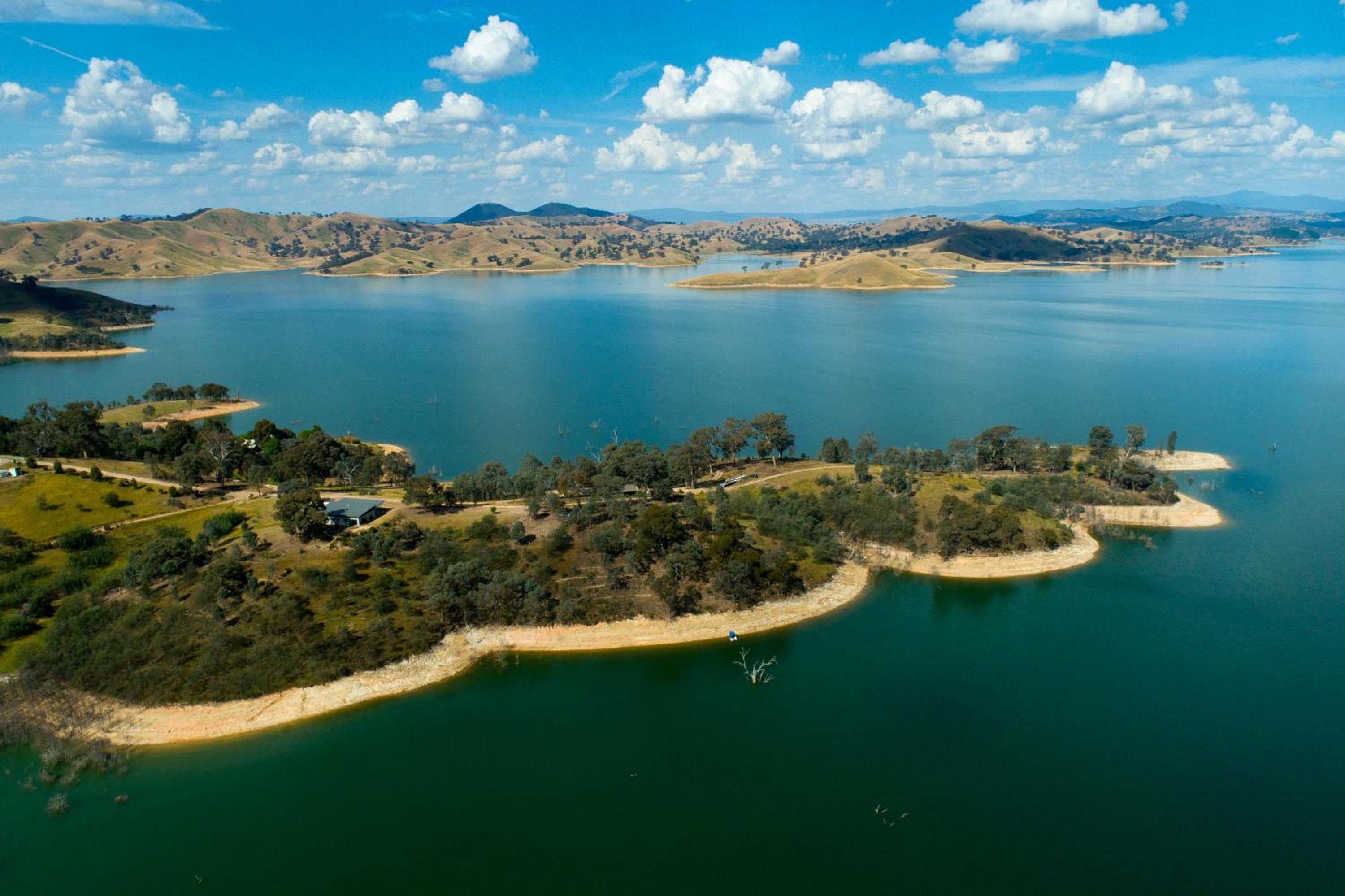 Pinewood High Country Retreat - Lake Eildon Luxe