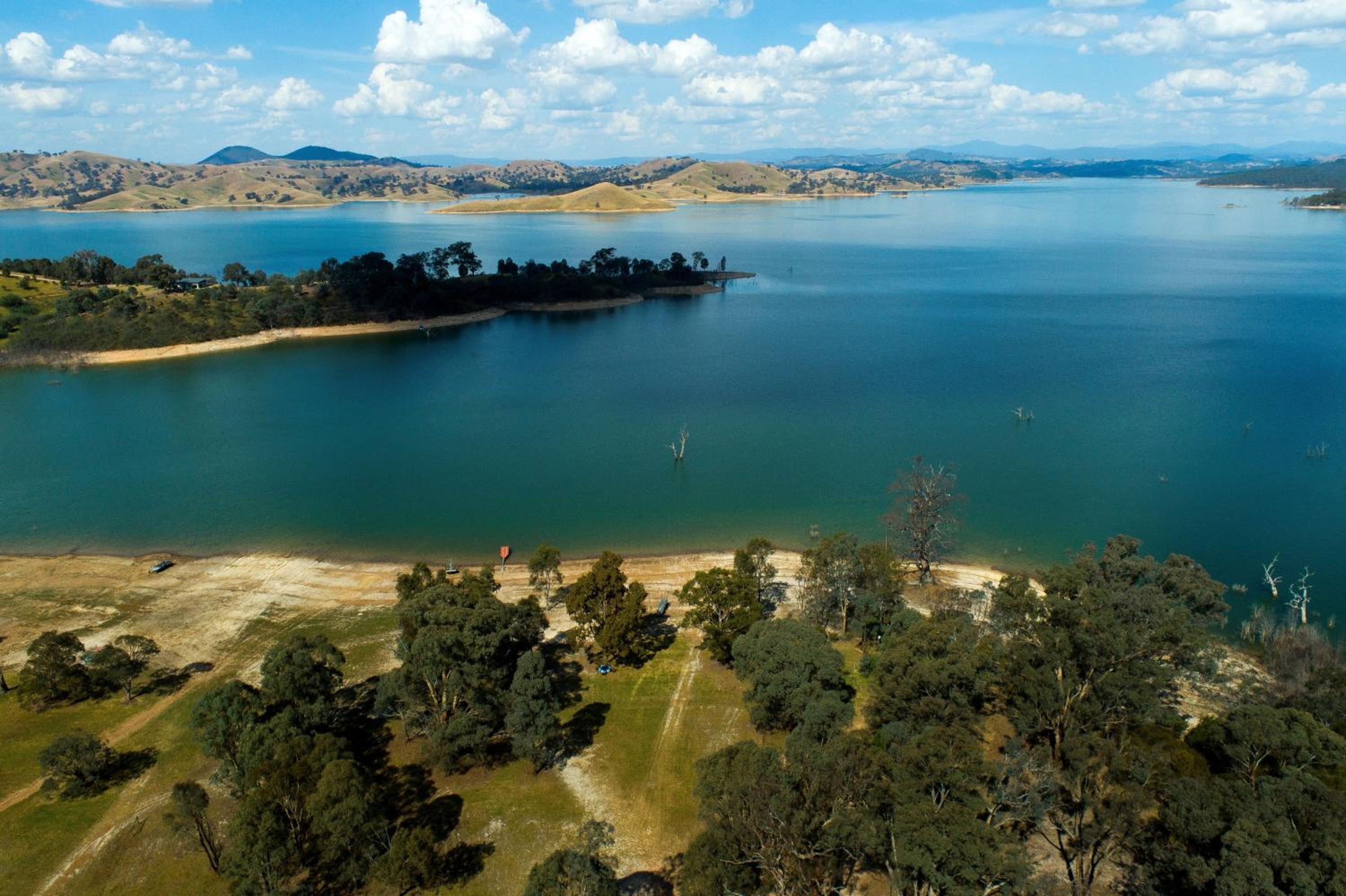 Pinewood High Country Retreat - Lake Eildon Luxe