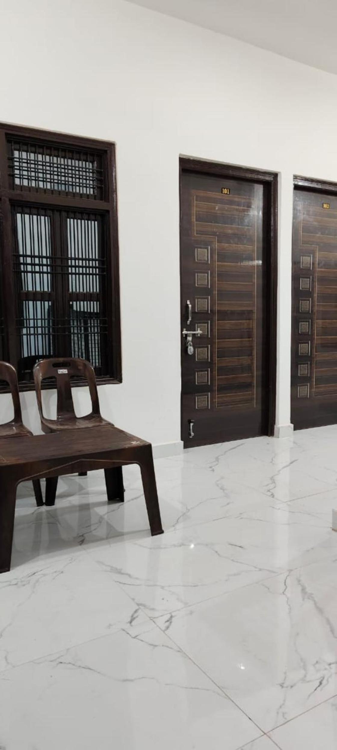 Bharat Raj Homestay By GRB