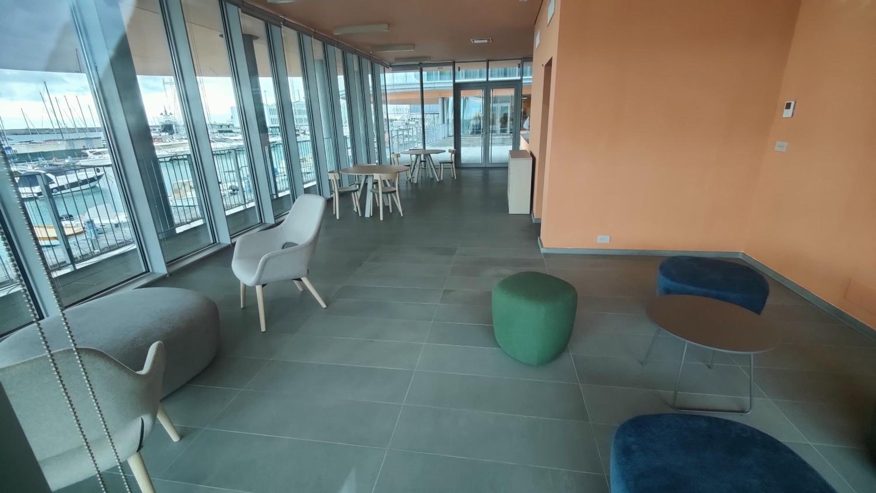 Waterfront Acquario House
