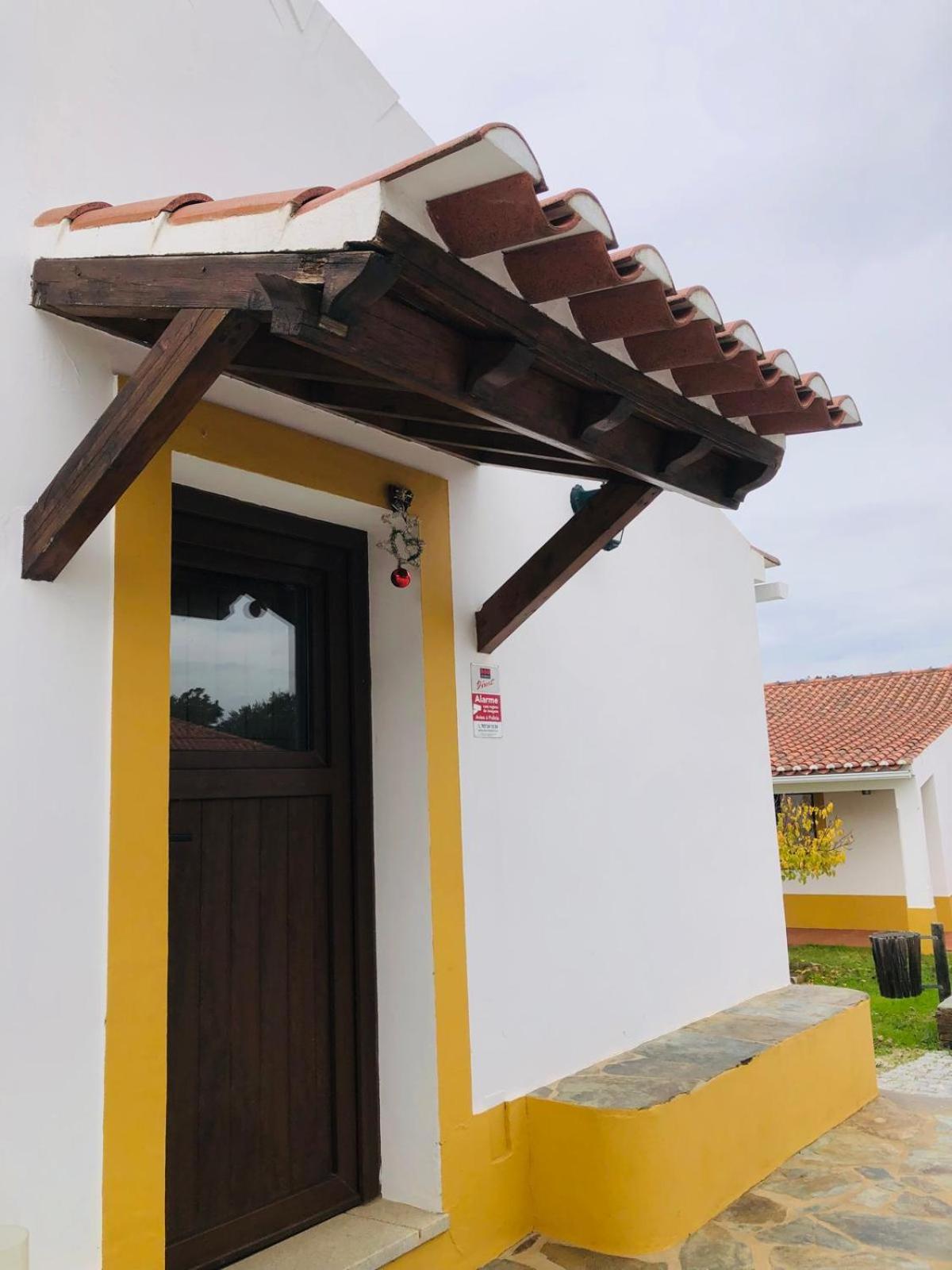 Casa do Forno Évora retreat view 3